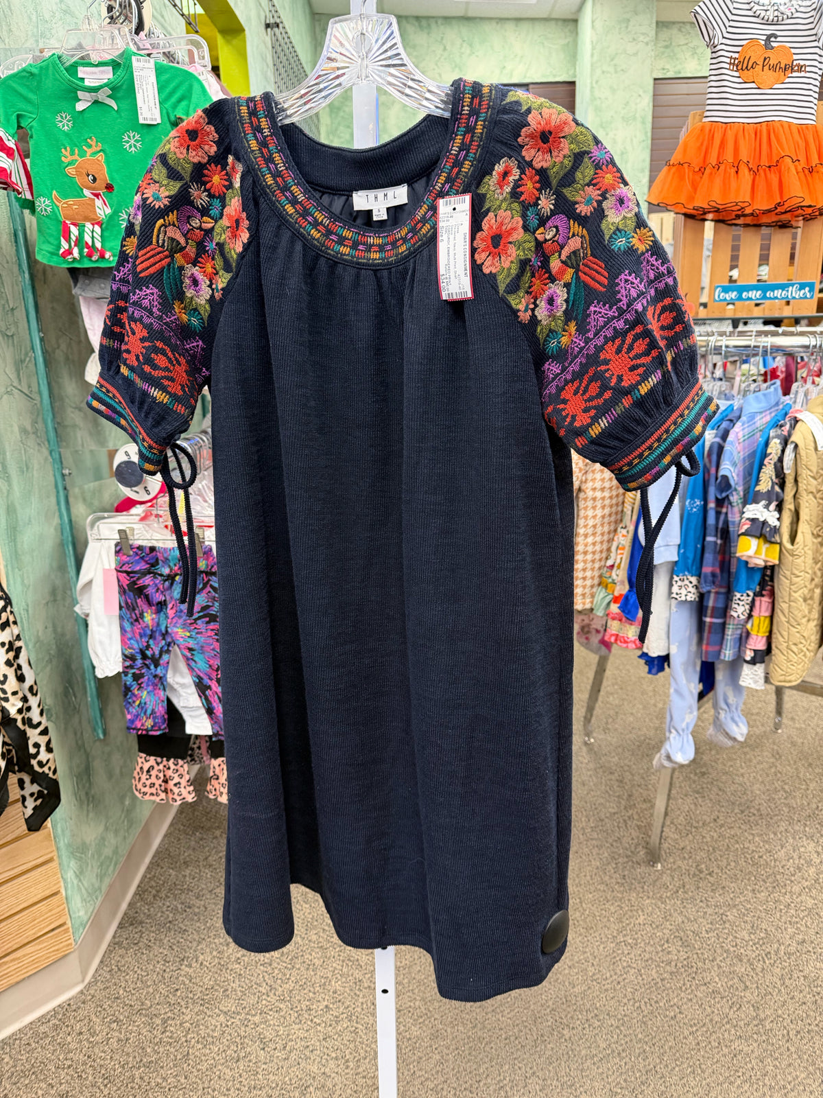 Pre-owned THML Navy Multi Print Size 6 Short Sleeve Dress