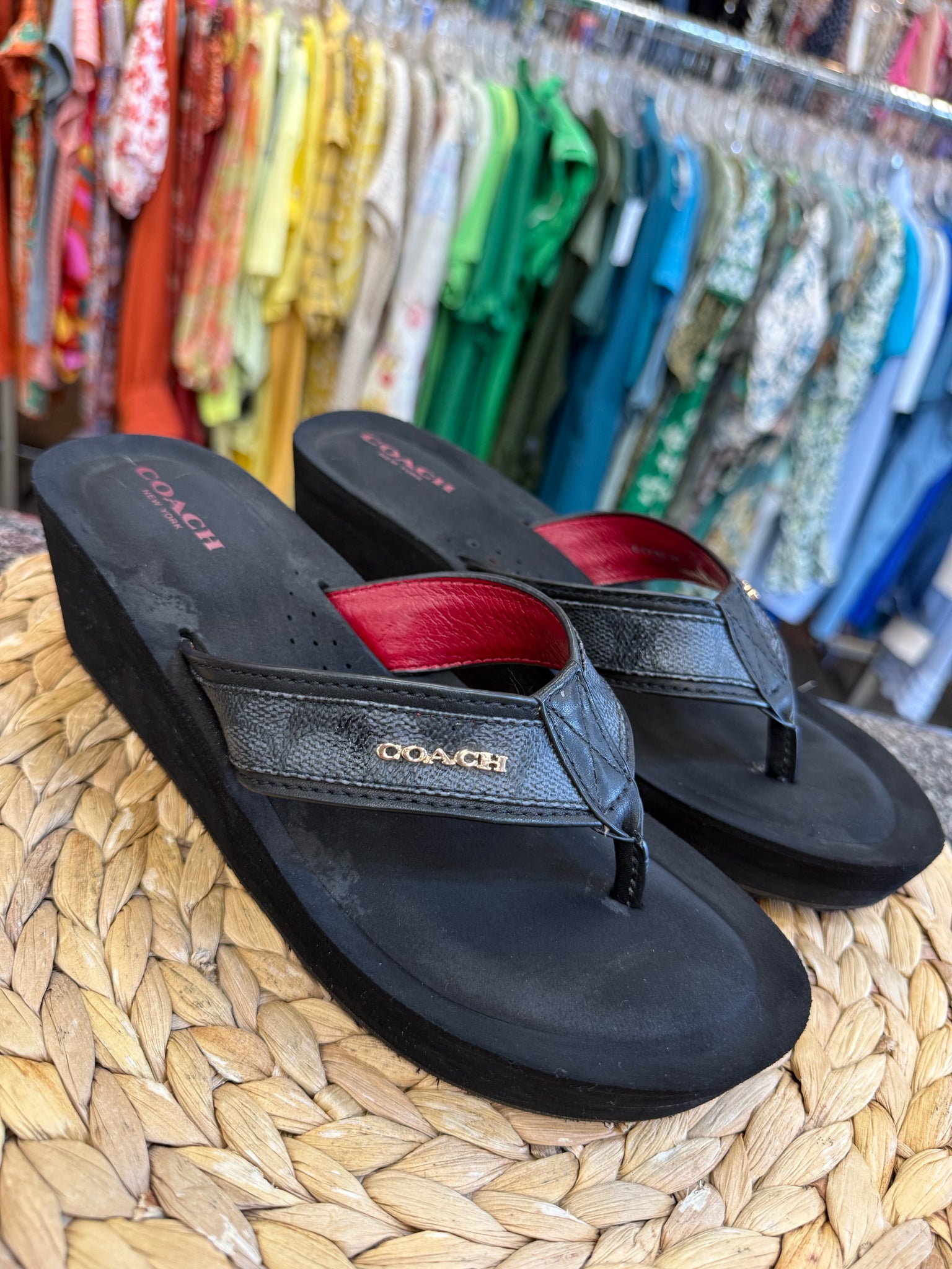 Pre-owned COACH Black Size 8 Sandal