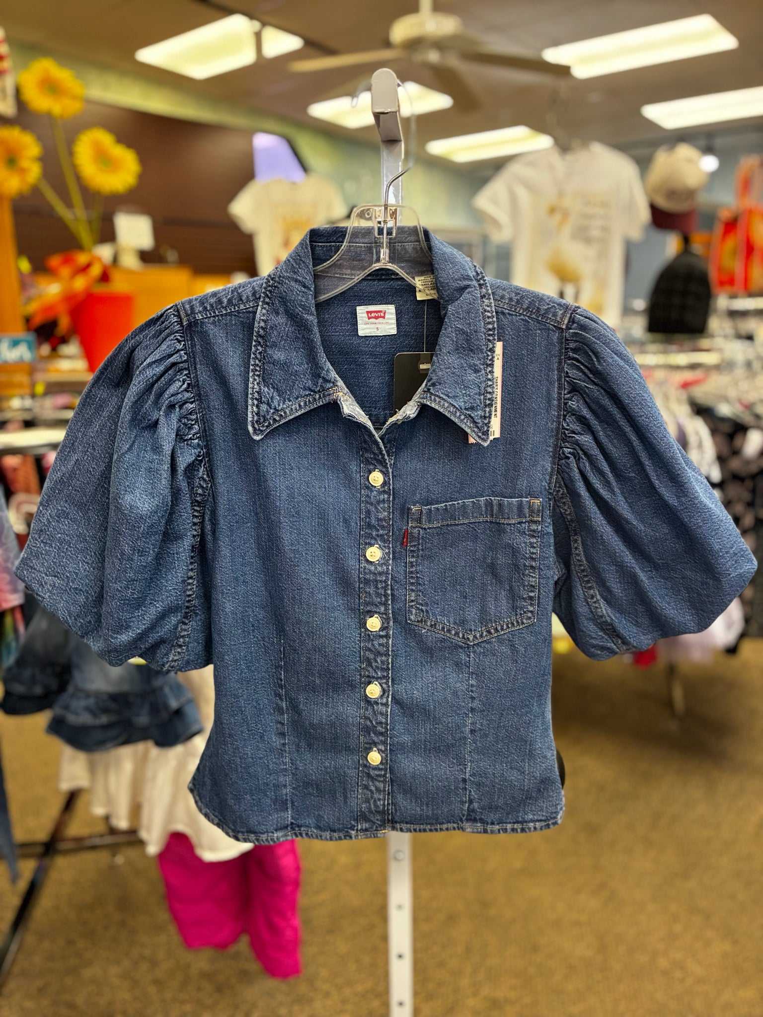 New with Tag LEVI BLUE DENIM Size: S Quarter Sleeve Blouse