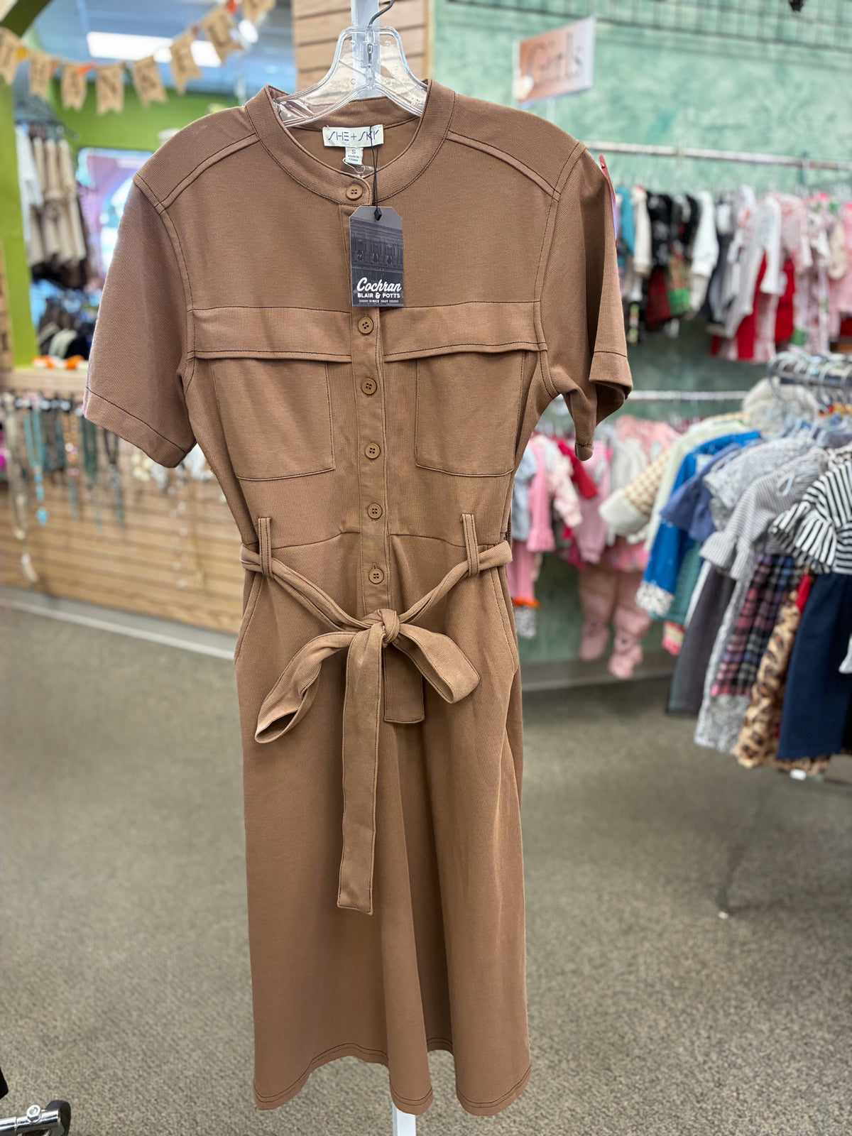 New with Tag SHE+SKY Brown Size 6 Short Sleeve Dress