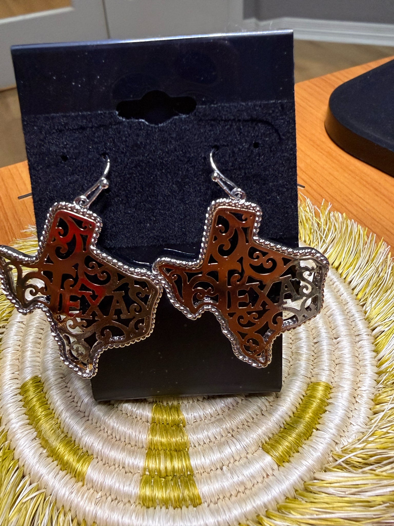 New SS Gold Silver Trim Earring