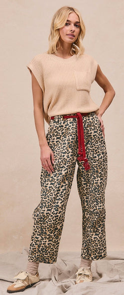 New BIBI Leopard Red Trim Size Small Pants
