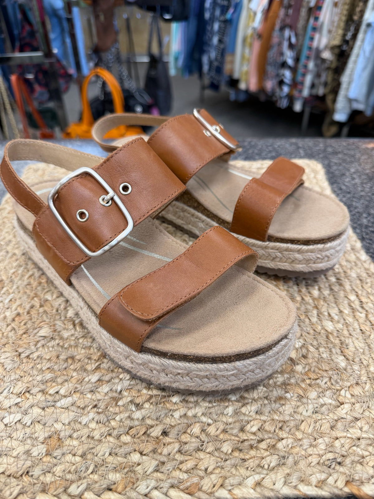 Pre-owned ARTEX Brown Size 8.5 Sandal