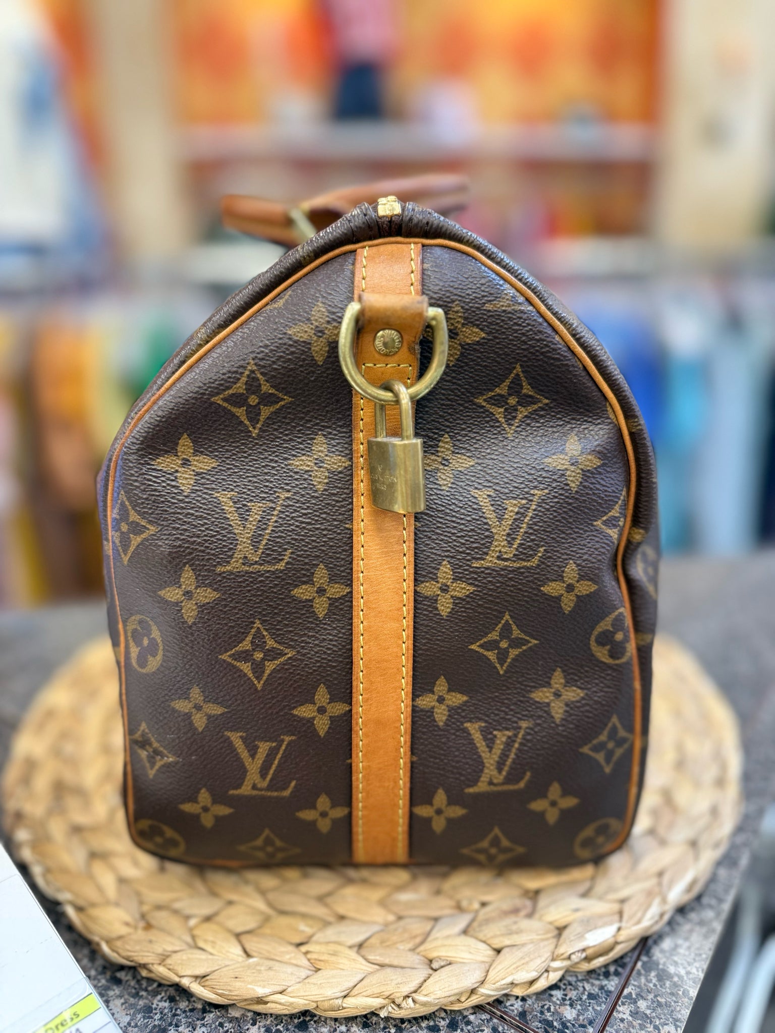 Pre-owned LOUIS VUITTON Brown Signature Shoulder Designer Purse