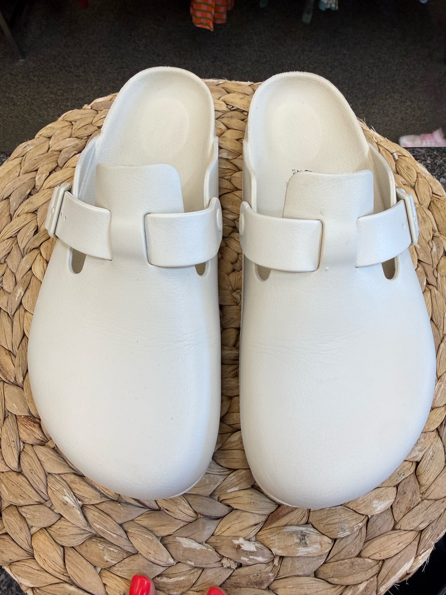 Pre-owned BIRKENSTOCK Cream Size 10 Shoe