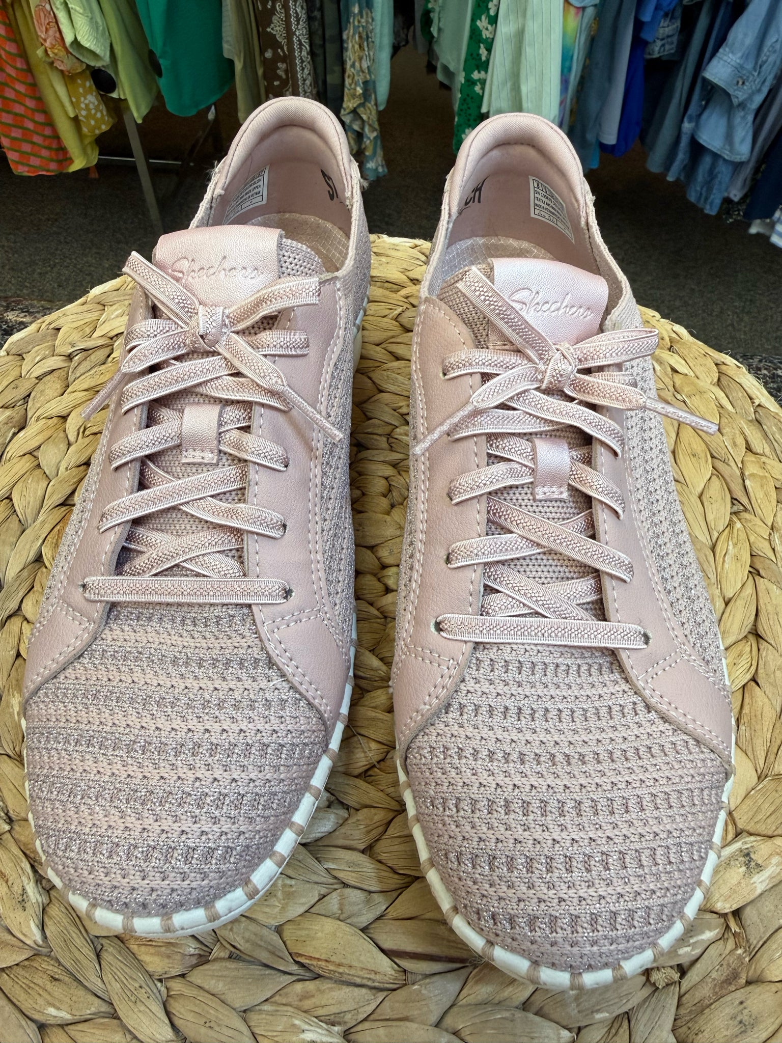 Pre-owned SKECHERS Pink Size 8 Sneaker