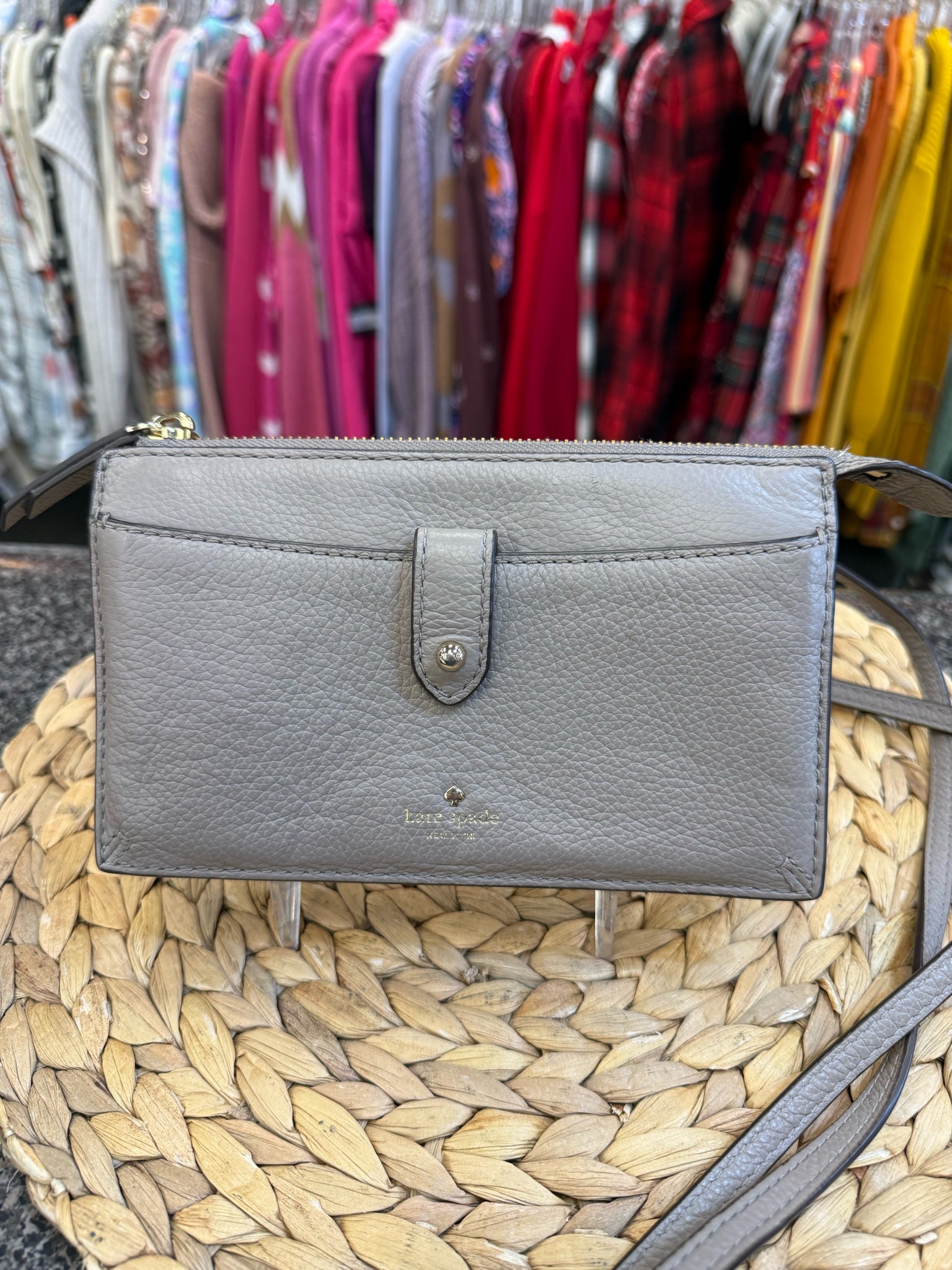 Pre-owned KATE SPADE Light gray Gold Trim Crossbody Designer Purse