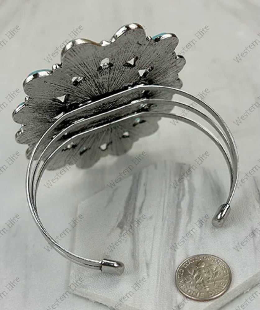 New WESTERN Turquoise Silver Bracelet
