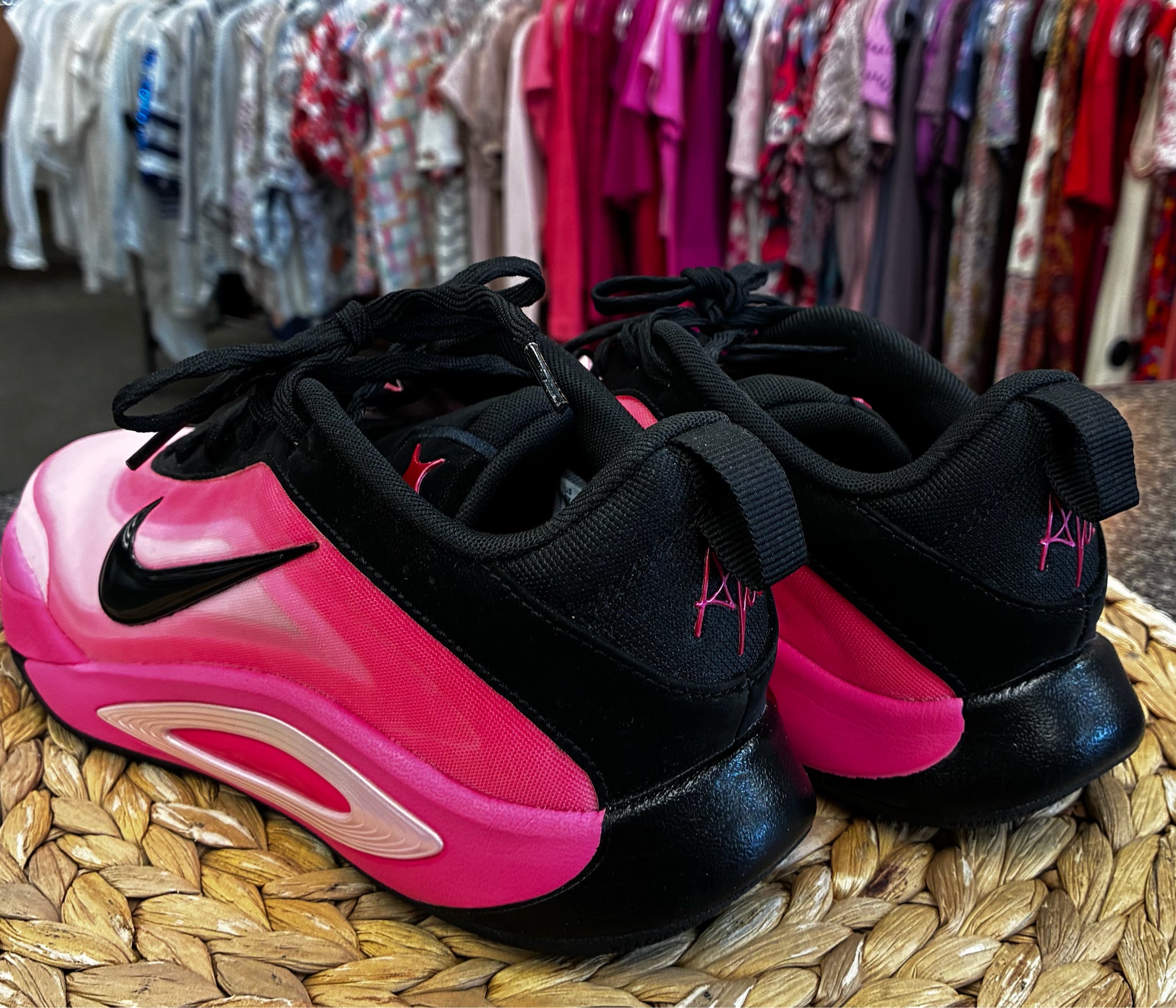Pre-owned NIKE Hot pink Black Trim Size 5 Sneaker