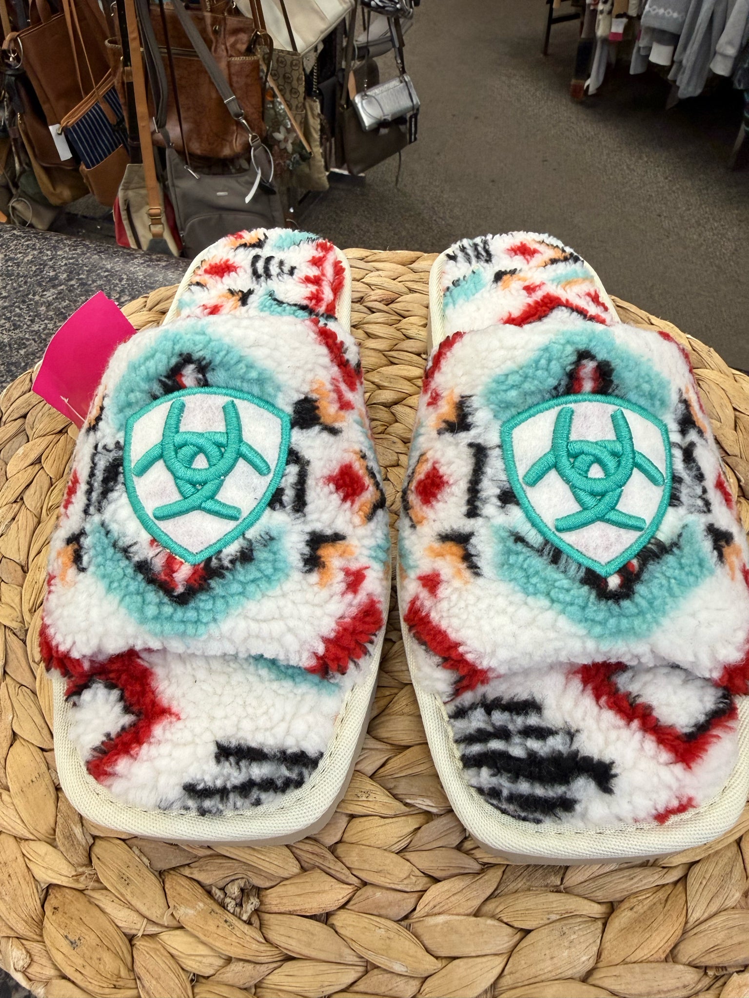 Pre-owned ARIAT White Teal Size 9 Slipper