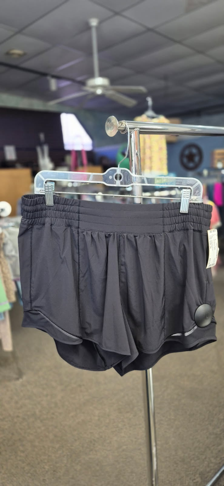 Pre-owned Lululemon Black Size 14 Designer Shorts