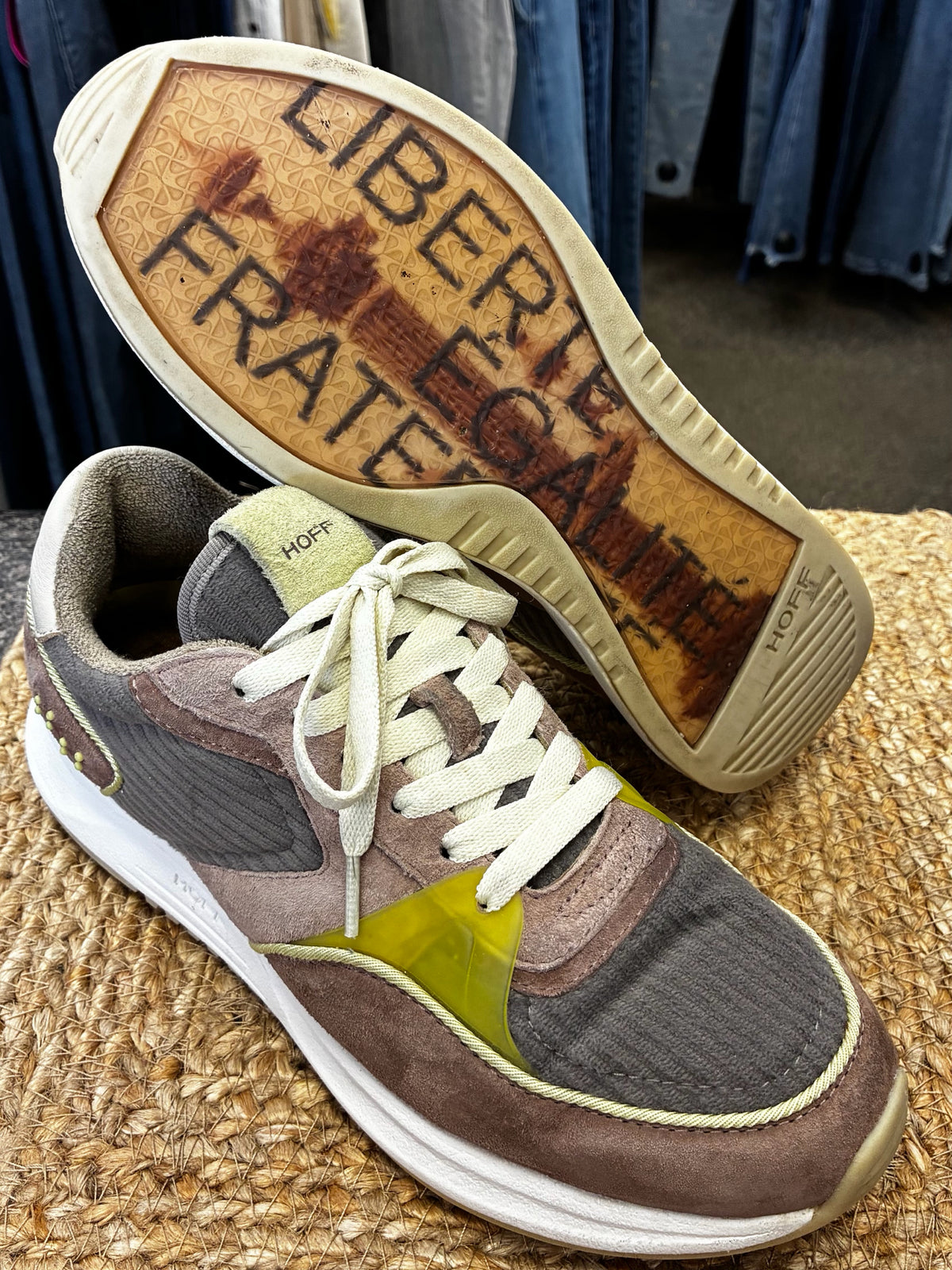 Pre-owned Mauve Lime Green Size 8 Sneaker