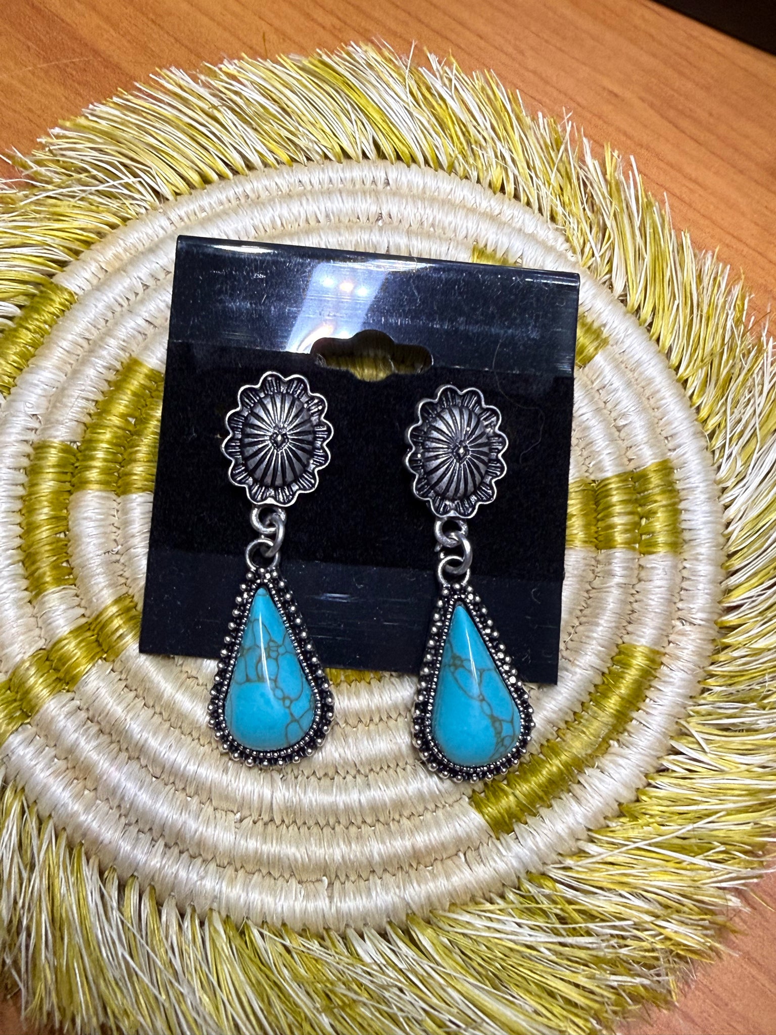 New WESTERN Turquoise Silver Earring