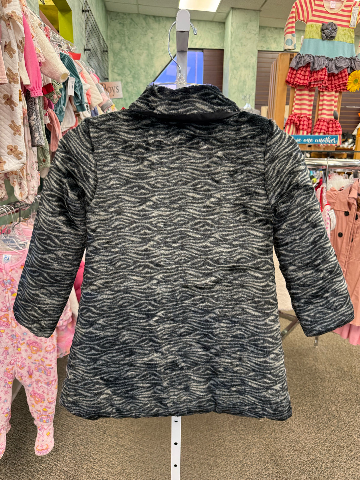 Pre-owned CALVIN KLEIN Black Cream Print Size 6 Girls Light Wt Jacket