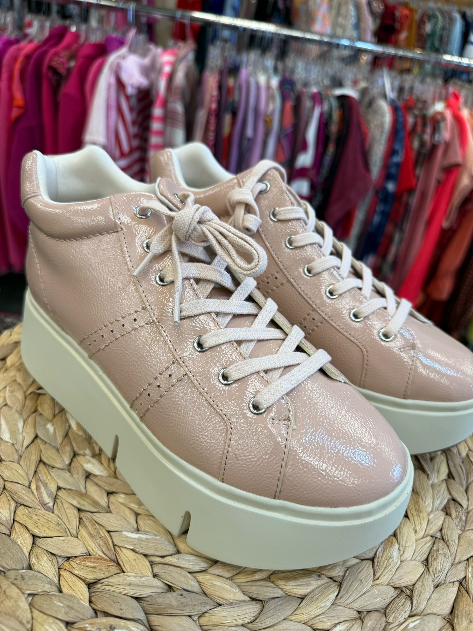 New with Tag NAKED FEET Dusty Pink Patent Size 8.5 Designer Sneaker