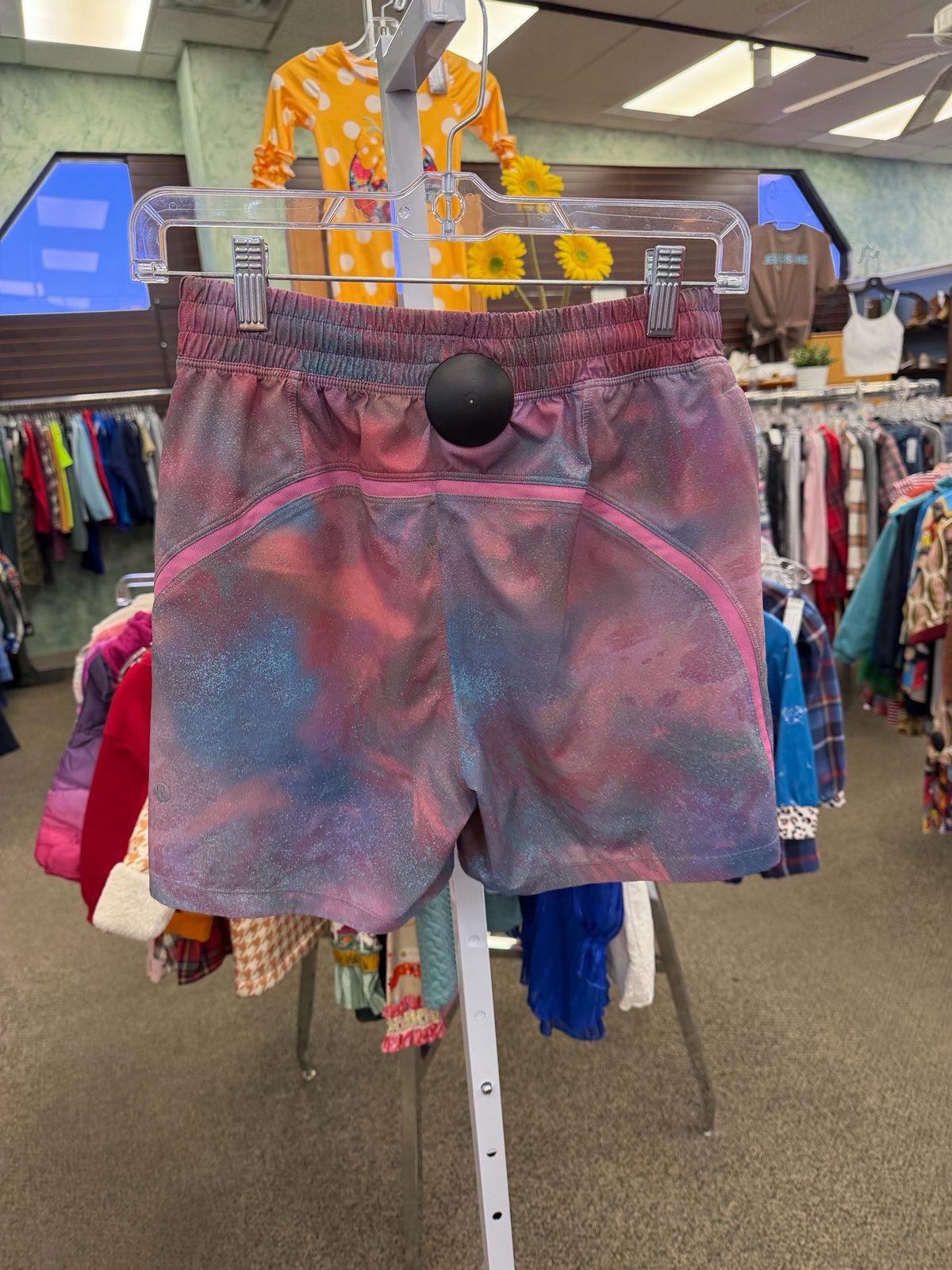 Pre-owned Lululemon Pink Multi Mens Size 28 Mens Shorts