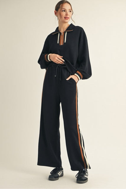 New JODIFL Black Tan Trim # SIZE Small Sweatpants