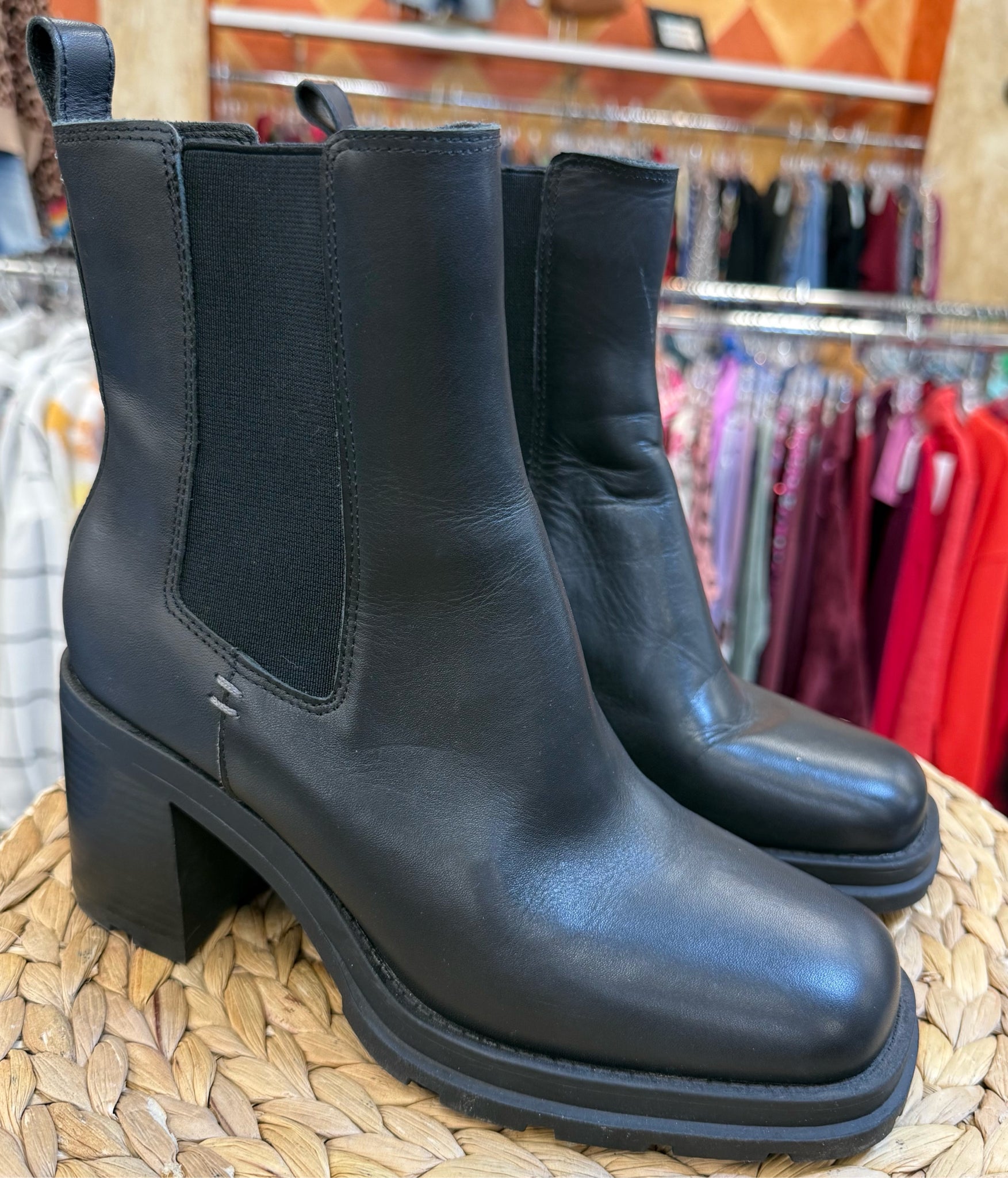 Pre-owned CROWN VINTAGE Black Size 8 Bootie