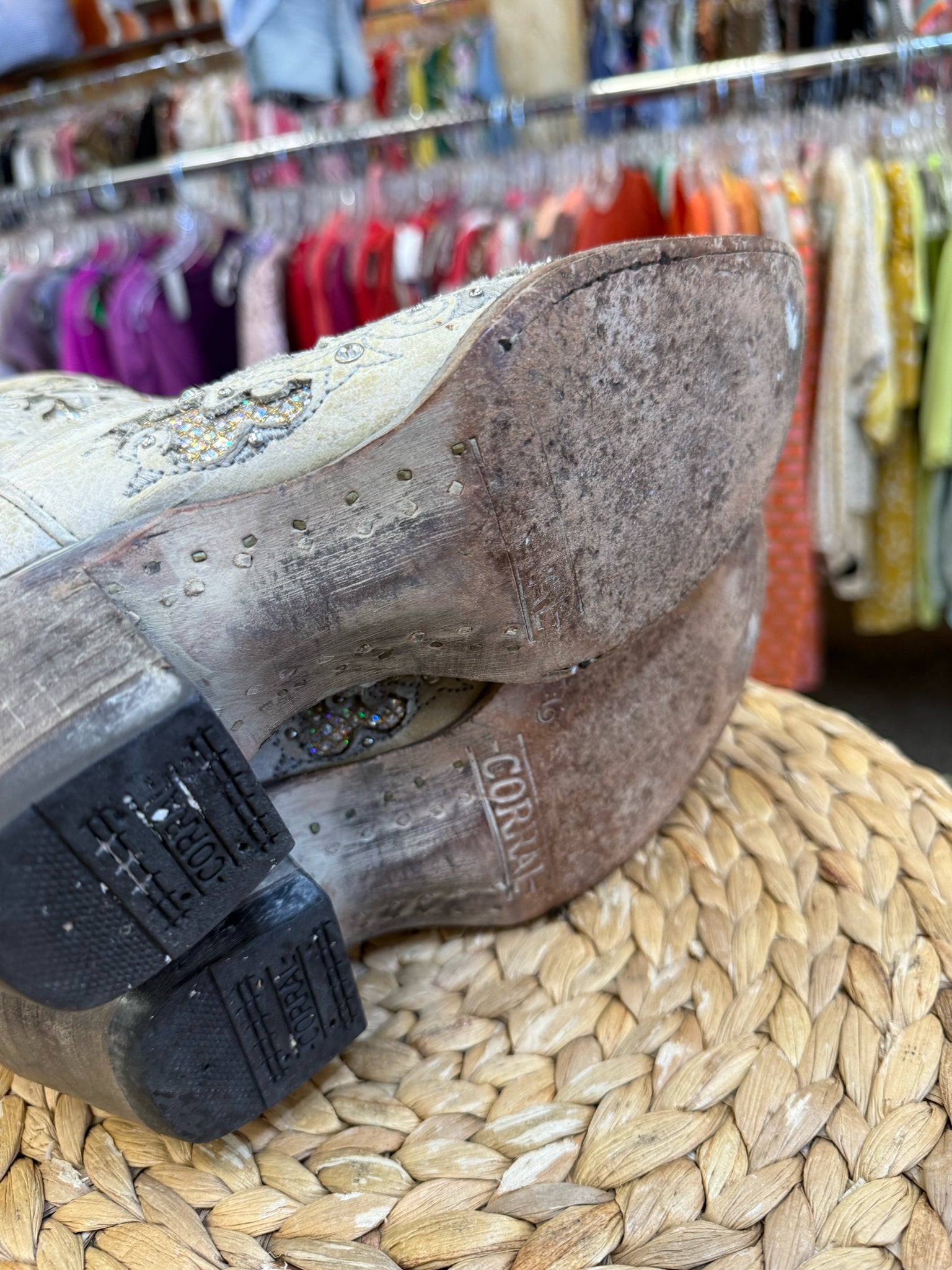 Pre-owned CORRAL Gray blend Sparkle Size 8 Designer Boot
