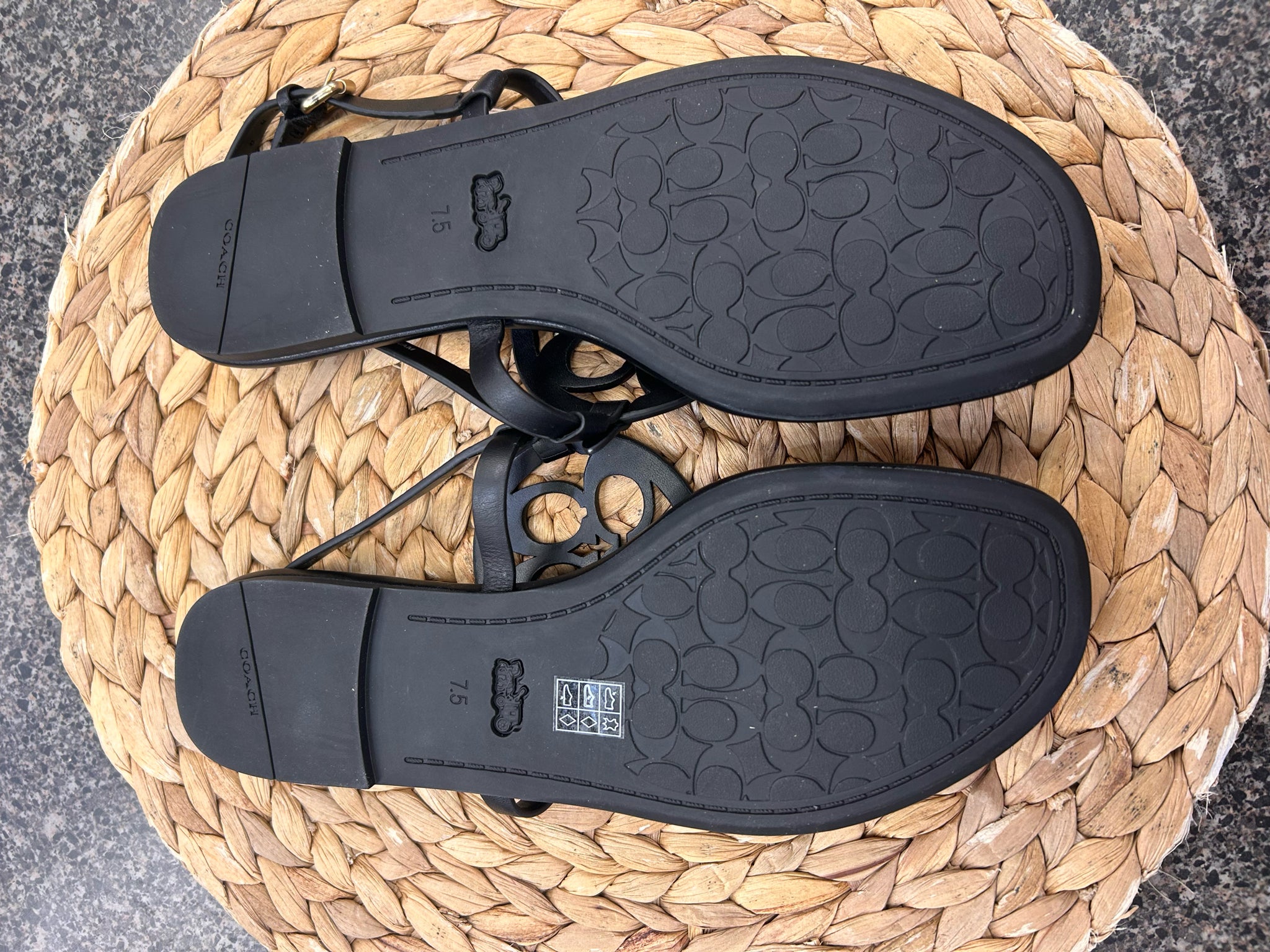 New Without Tag COACH Black Size 7.5 Designer Sandal