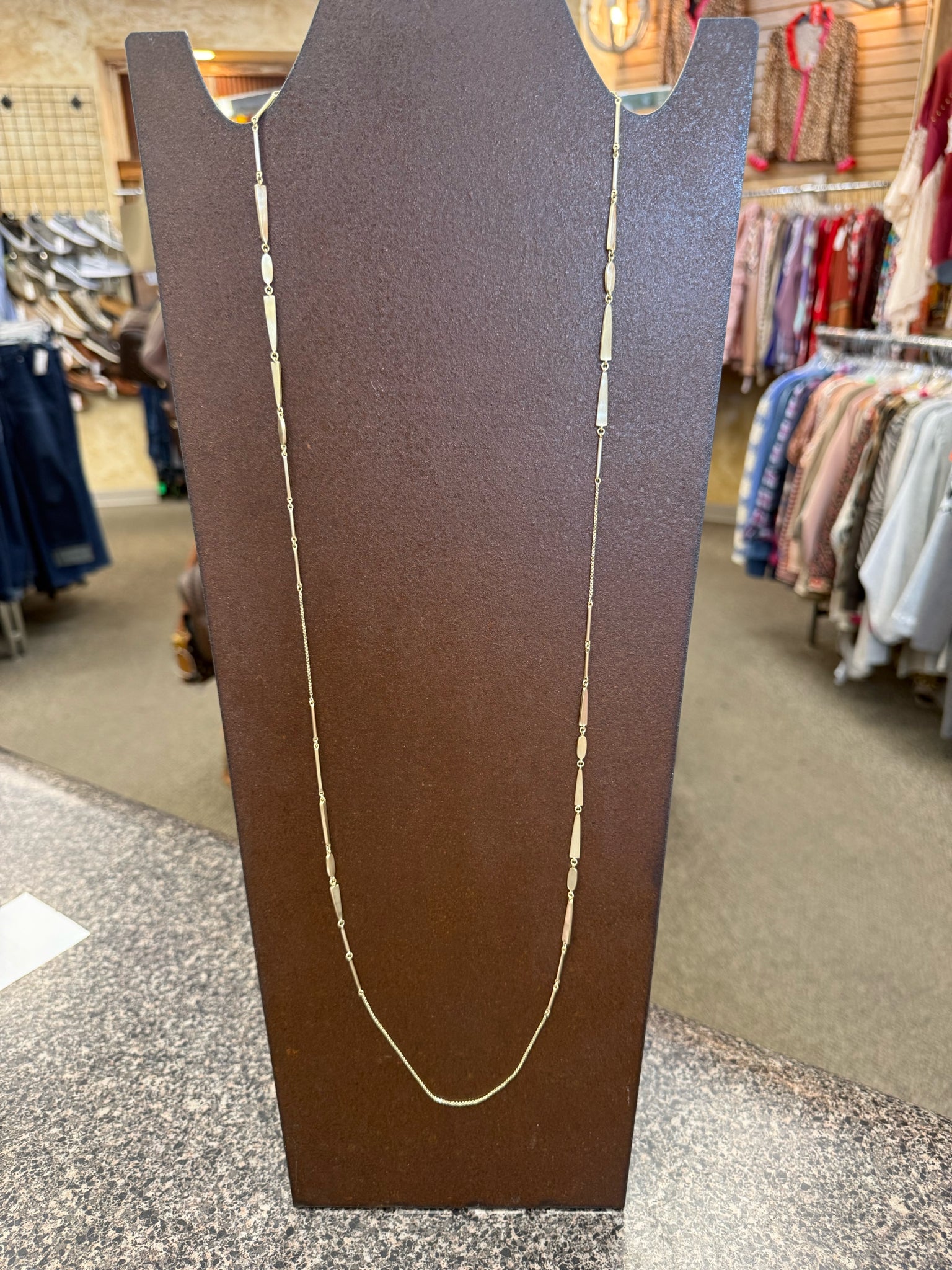 Pre-owned KENDRA SCOTT Gold Designer Necklace