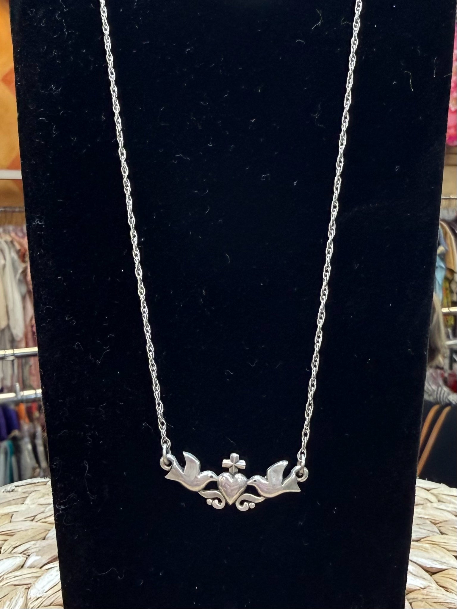 Pre-owned JAMES AVERY STERLING SILVER Designer Necklace