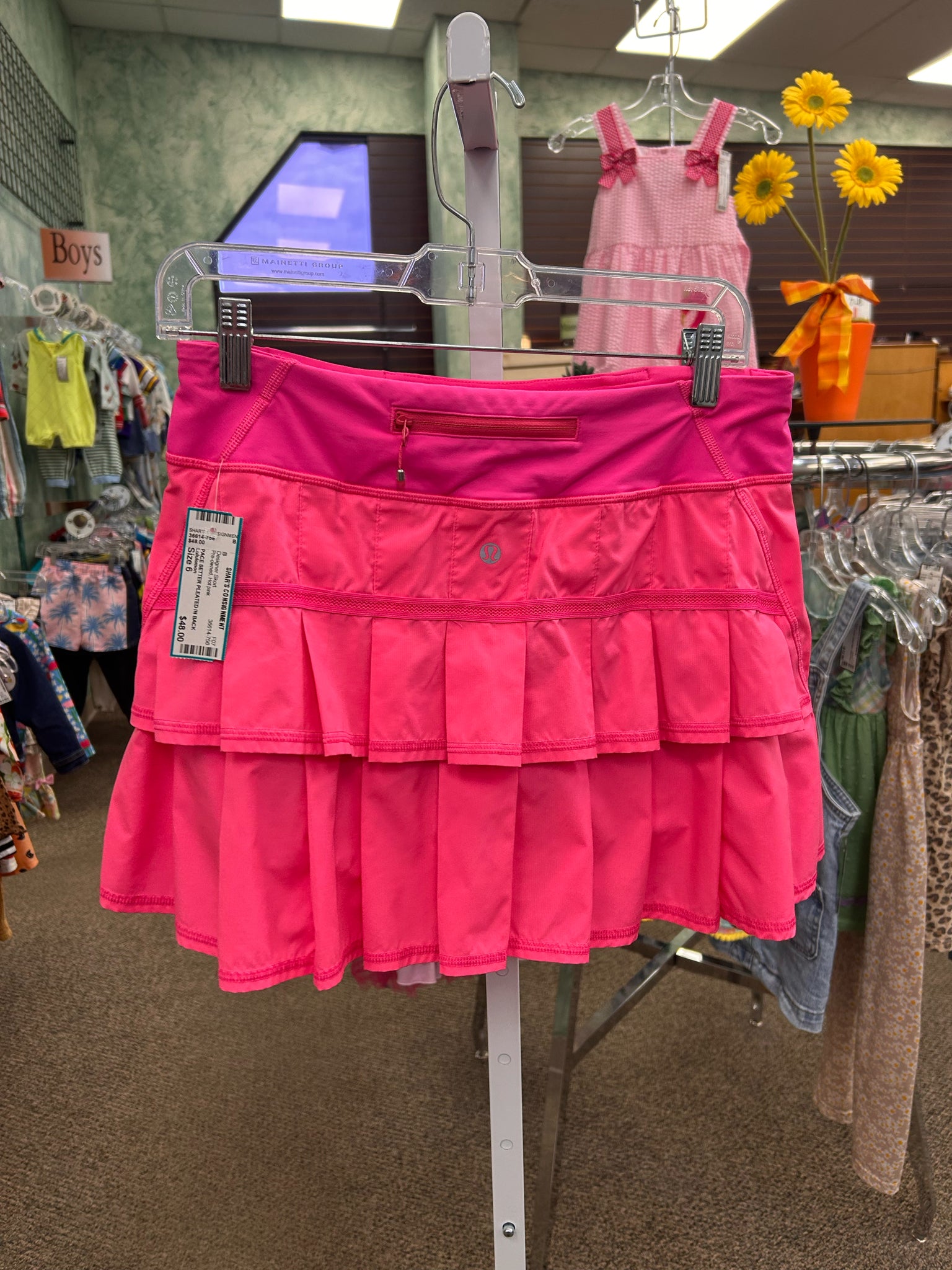 Pre-owned Lululemon Hot pink Size: 6 Designer Skort