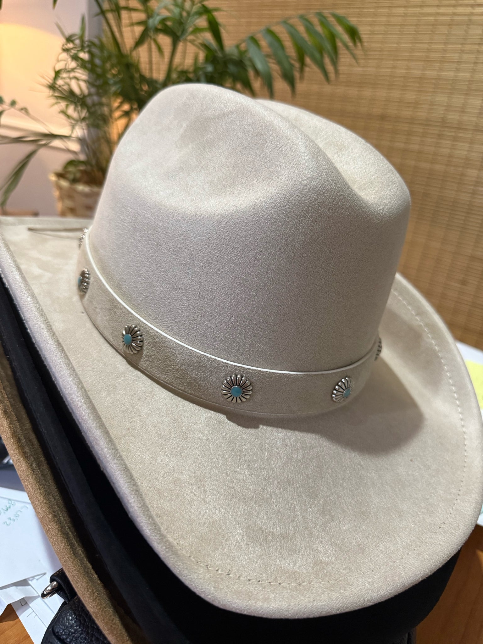 New KENZIE Cream Hat