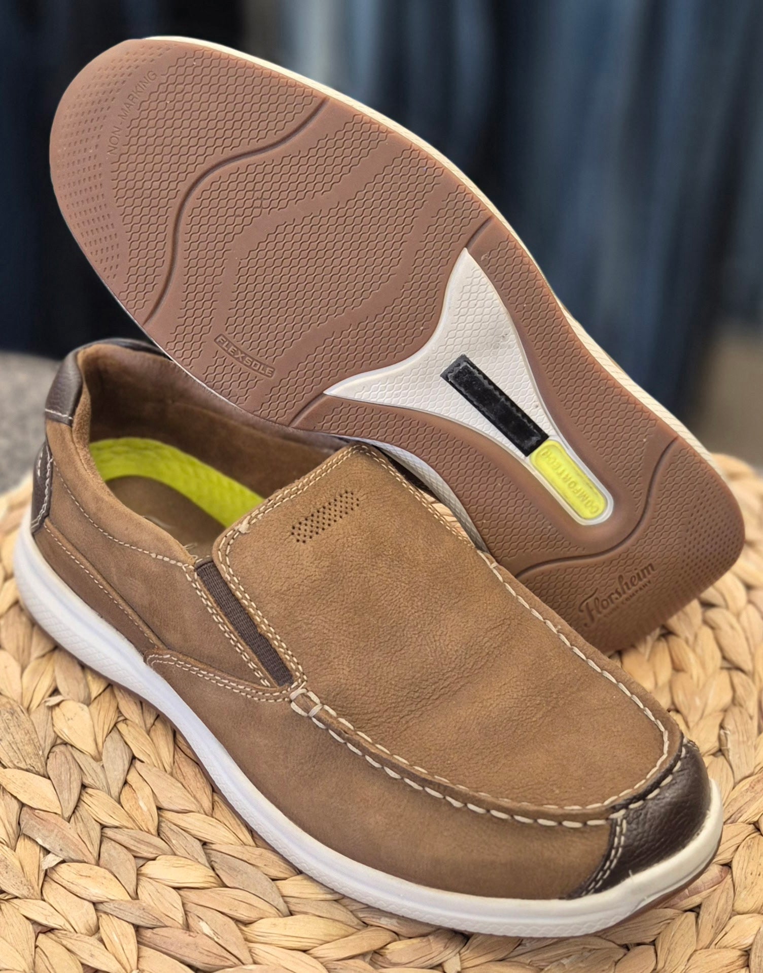 Pre-owned FLORSHEIM Brown SHOE SIZE 8 MENS Shoes