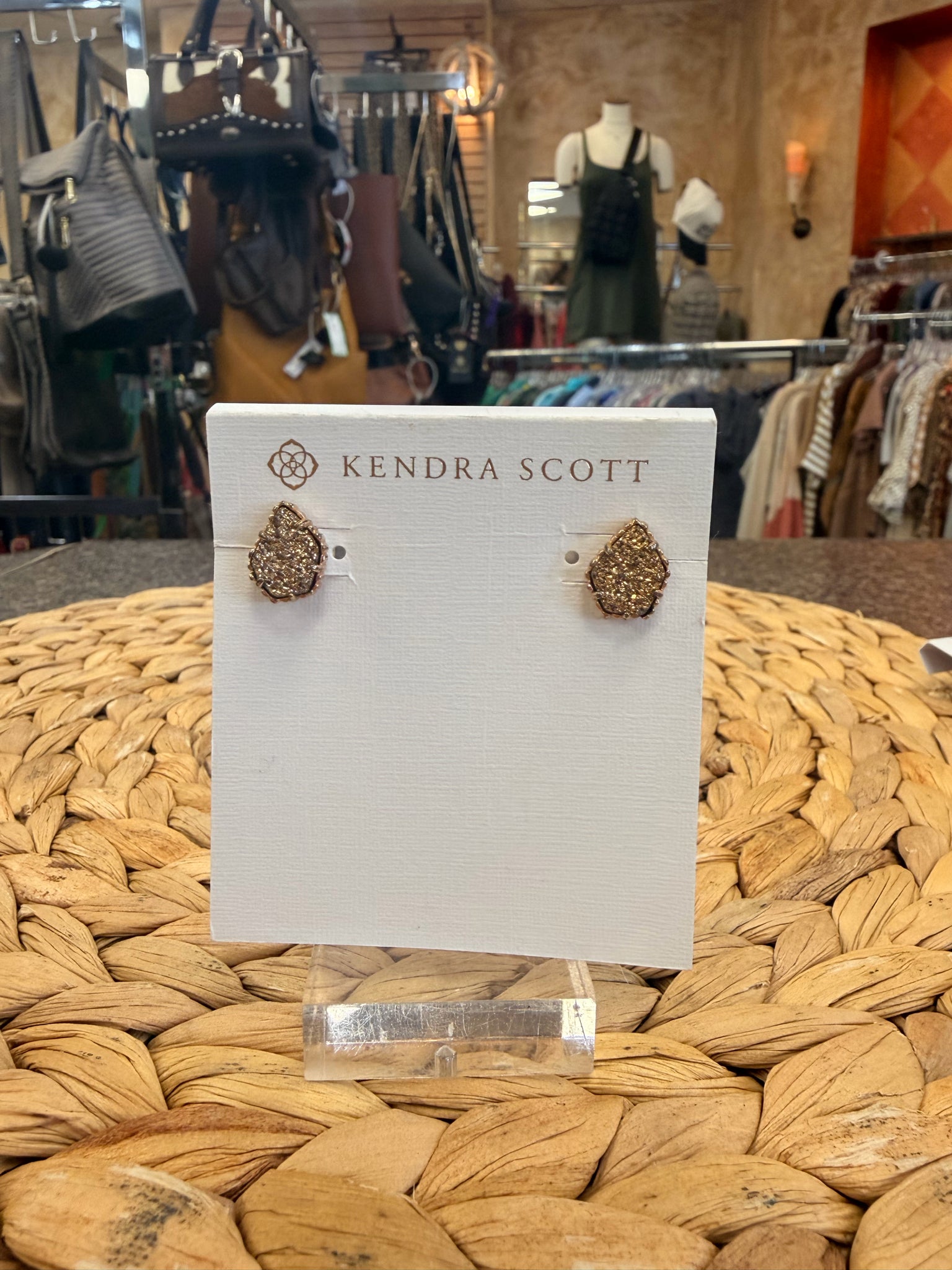 Pre-owned KENDRA SCOTT Bronze Rose Gold Designer Earring
