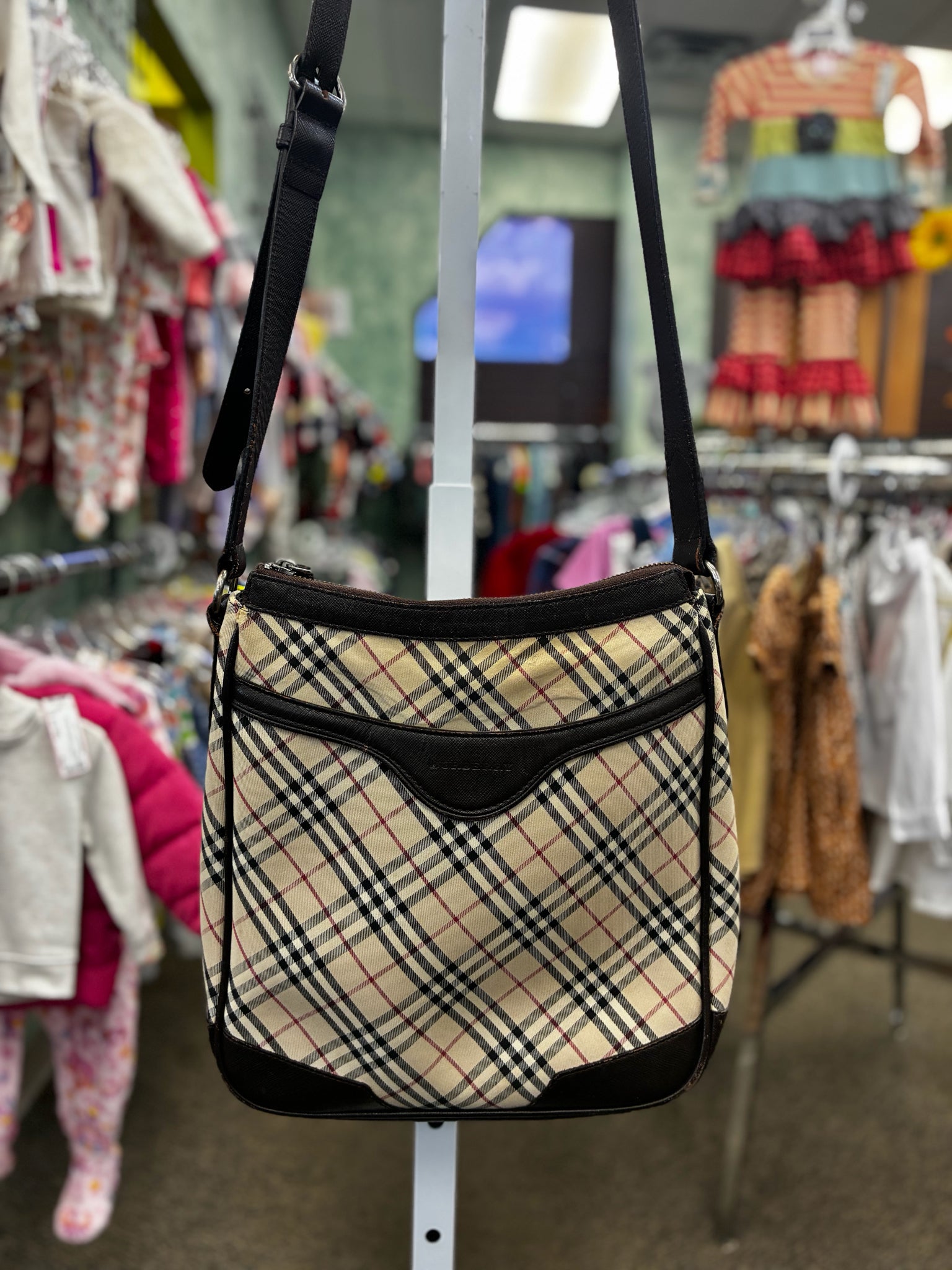 Pre-owned BURBERRY Cream Black Plaid Crossbody Designer Purse