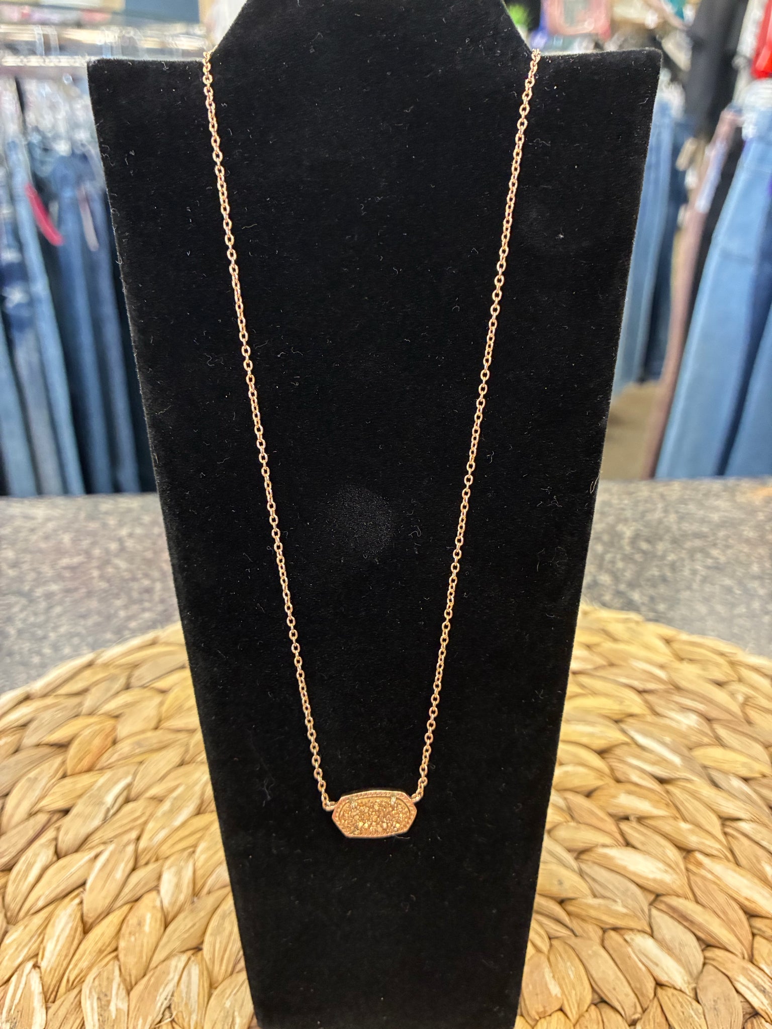 Pre-owned KENDRA SCOTT Rose gold Designer Necklace