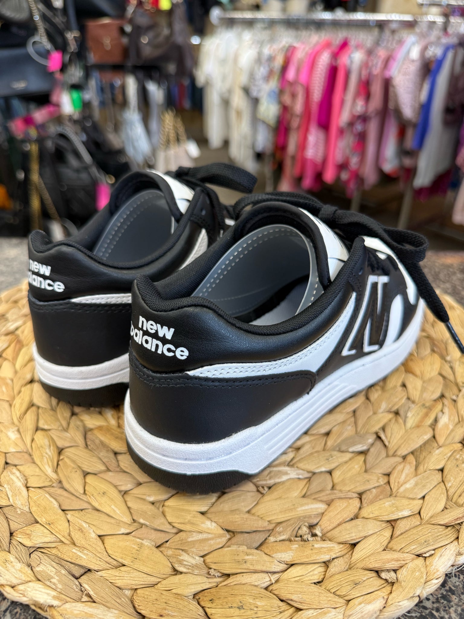 Pre-owned NEW BALANCE Black White Size 6.5 Designer Sneaker