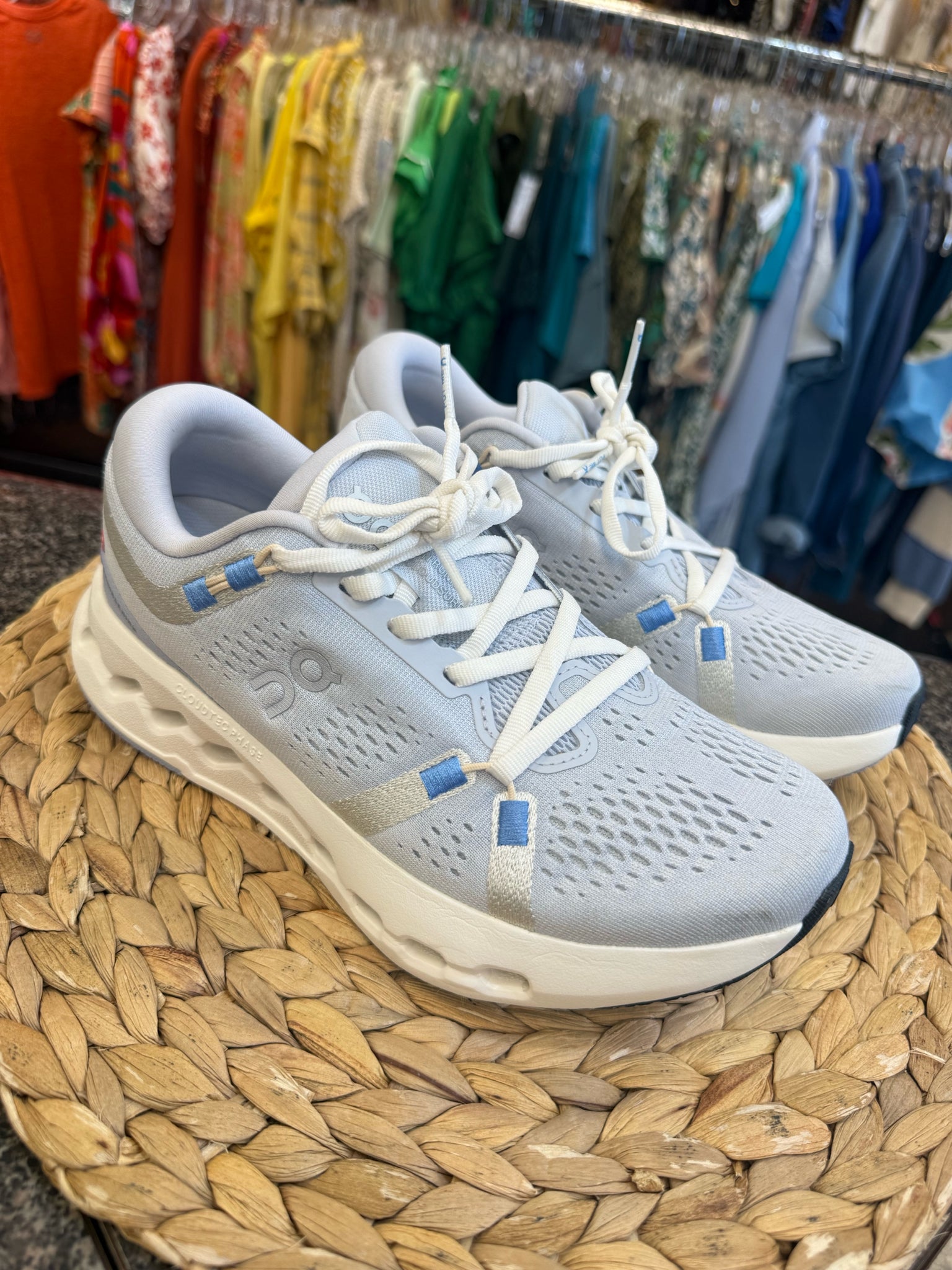 Pre-owned On Cloud Baby Blue White Trim Size 6 Designer Sneaker