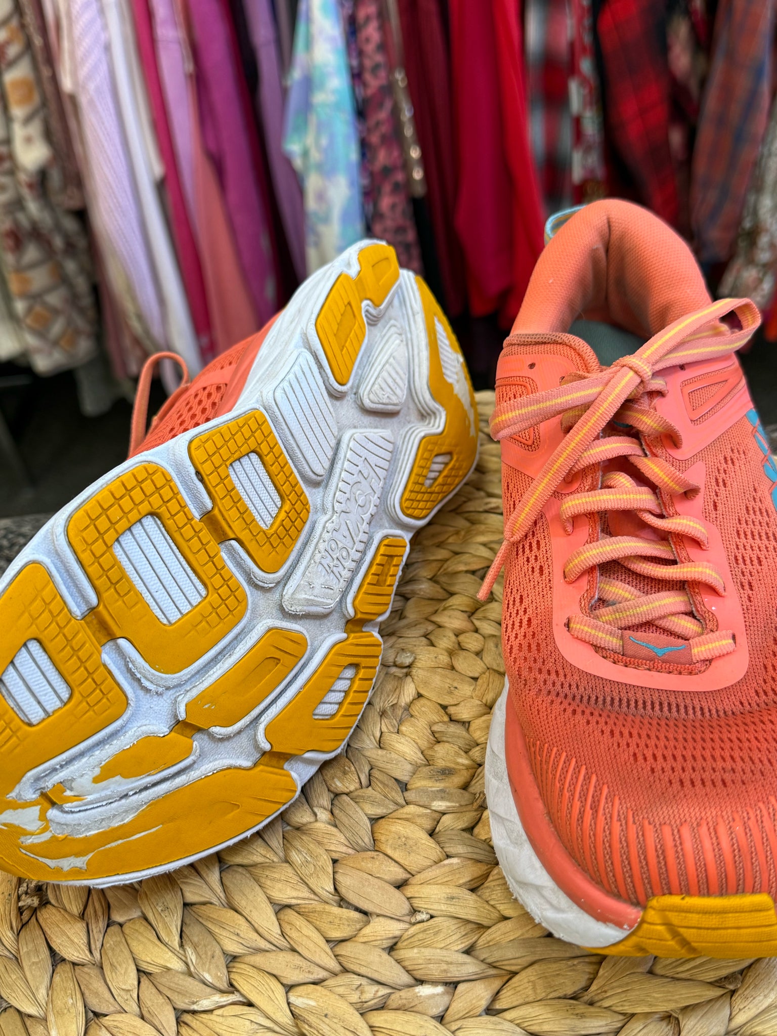 Pre-owned HOKA Coral Turquoise Size 7.5 Designer Sneaker