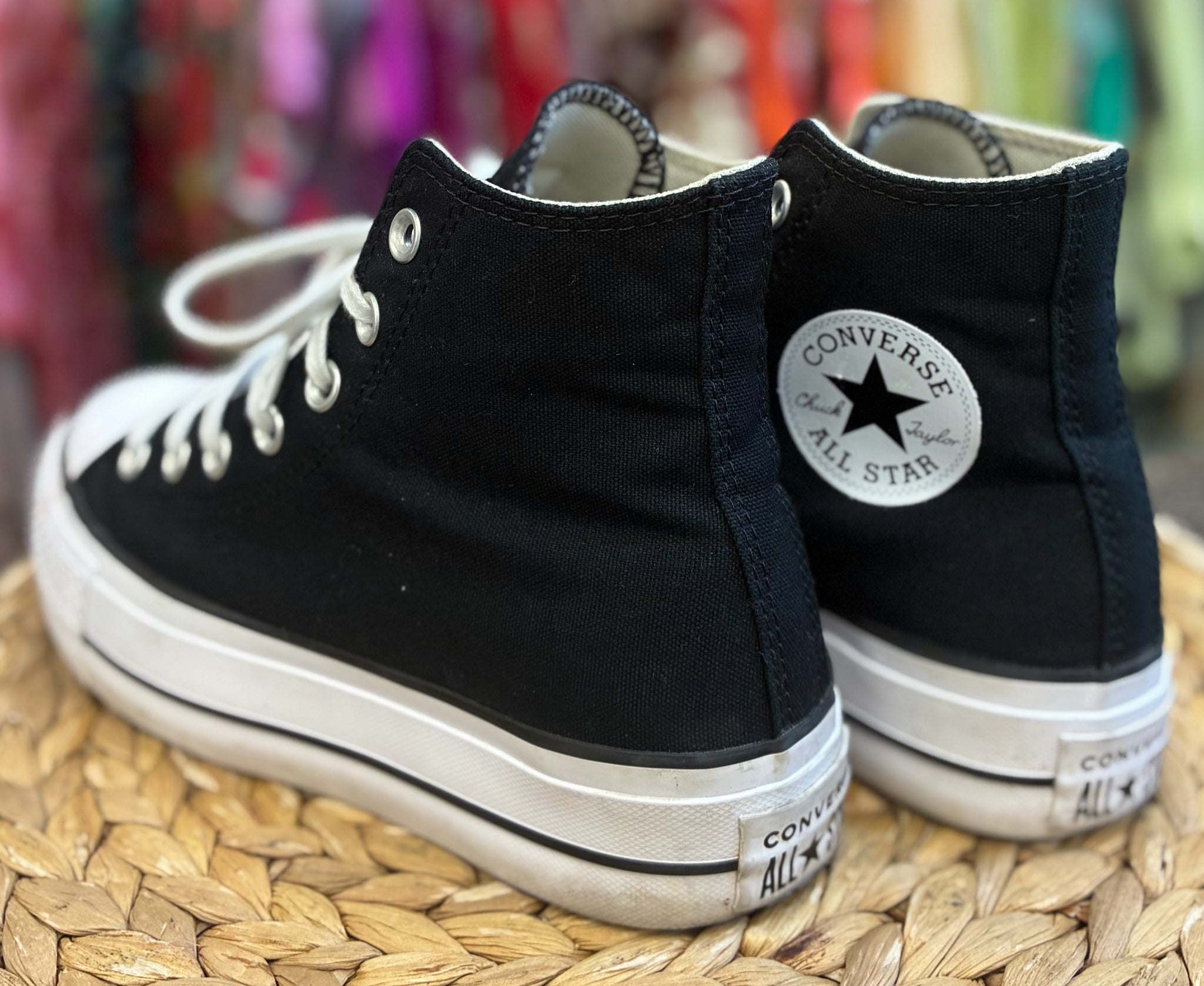 Pre-owned CONVERSE Black White Size 7 Designer Sneaker