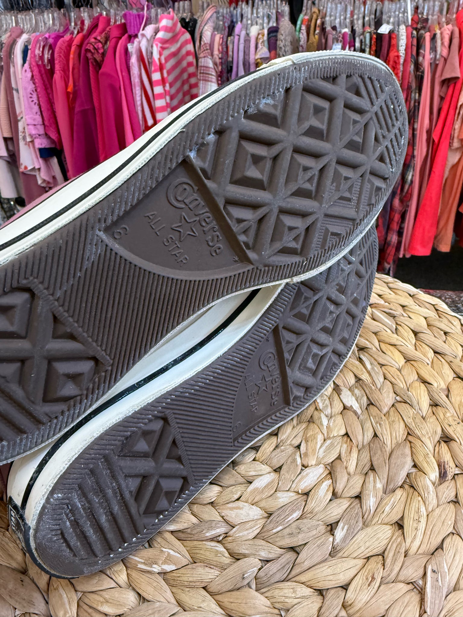 Pre-owned CONVERSE Lavender Size 8 Sneaker