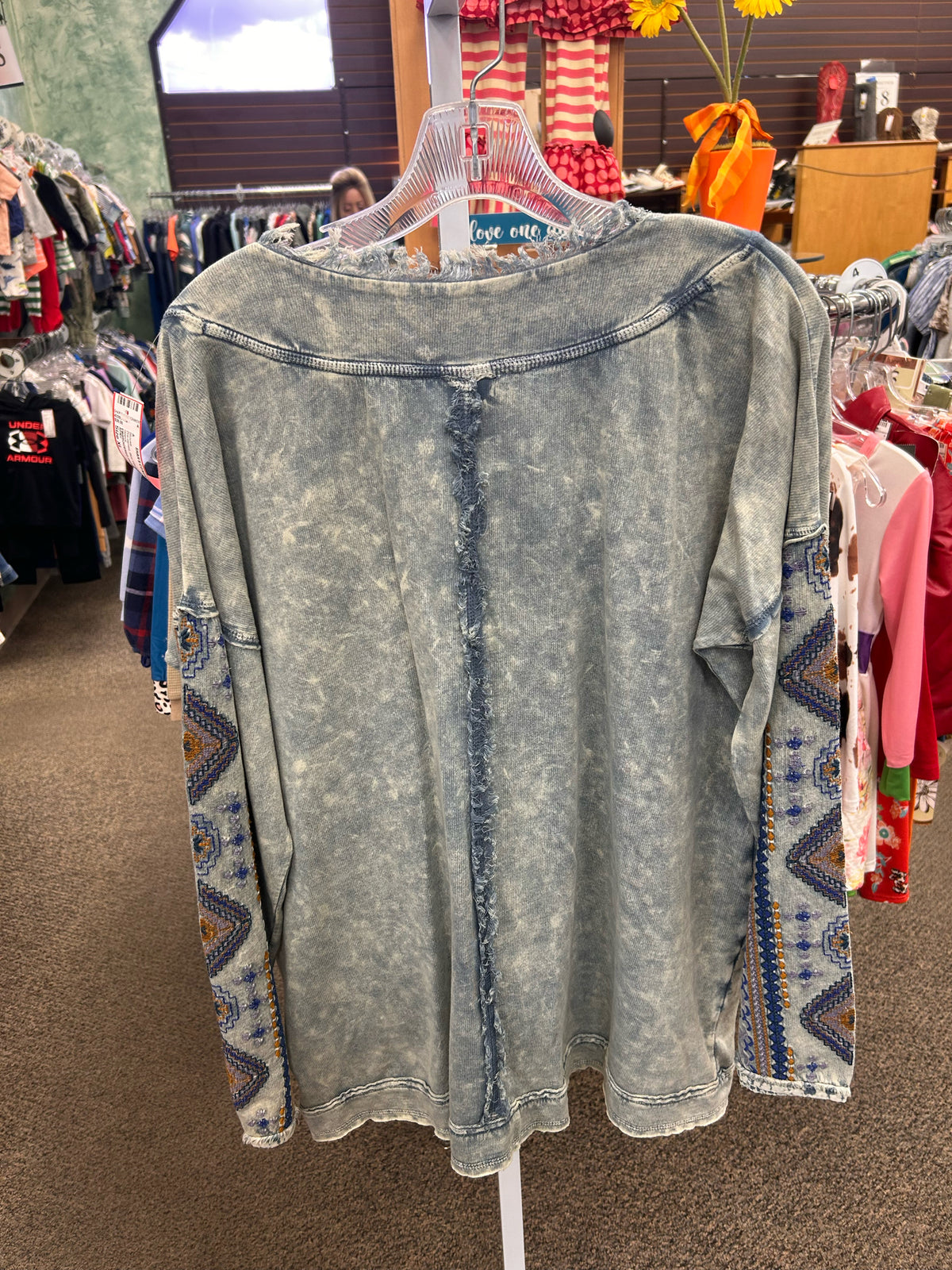 Pre-owned APNY Blue Wash Blue Print Size: XL Long Sleeve Blouse