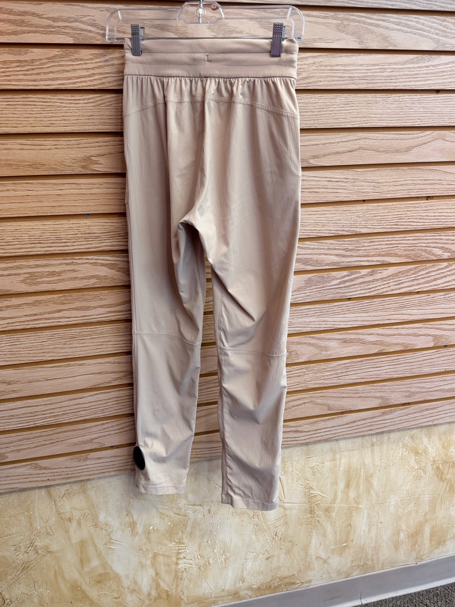 Pre-owned Lululemon Tan Size: 2 Designer Pant