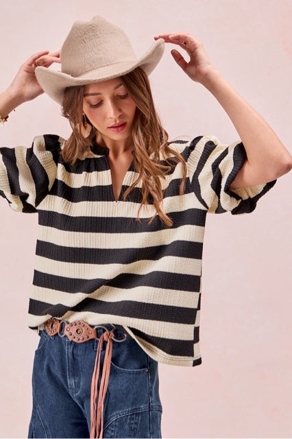 New BIBI Black stripe Cream Size S Short Sleeve Blouse