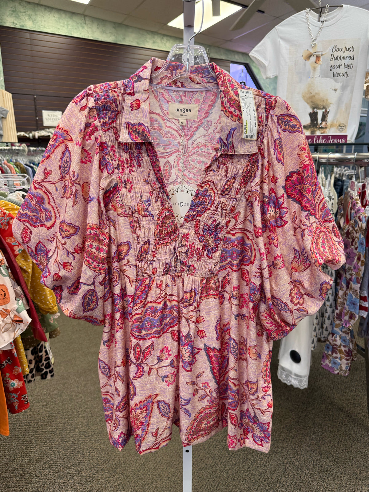 New with Tag UMGEE Light pink Hot Pink Floral Size: 1X Short Sleeve Blouse