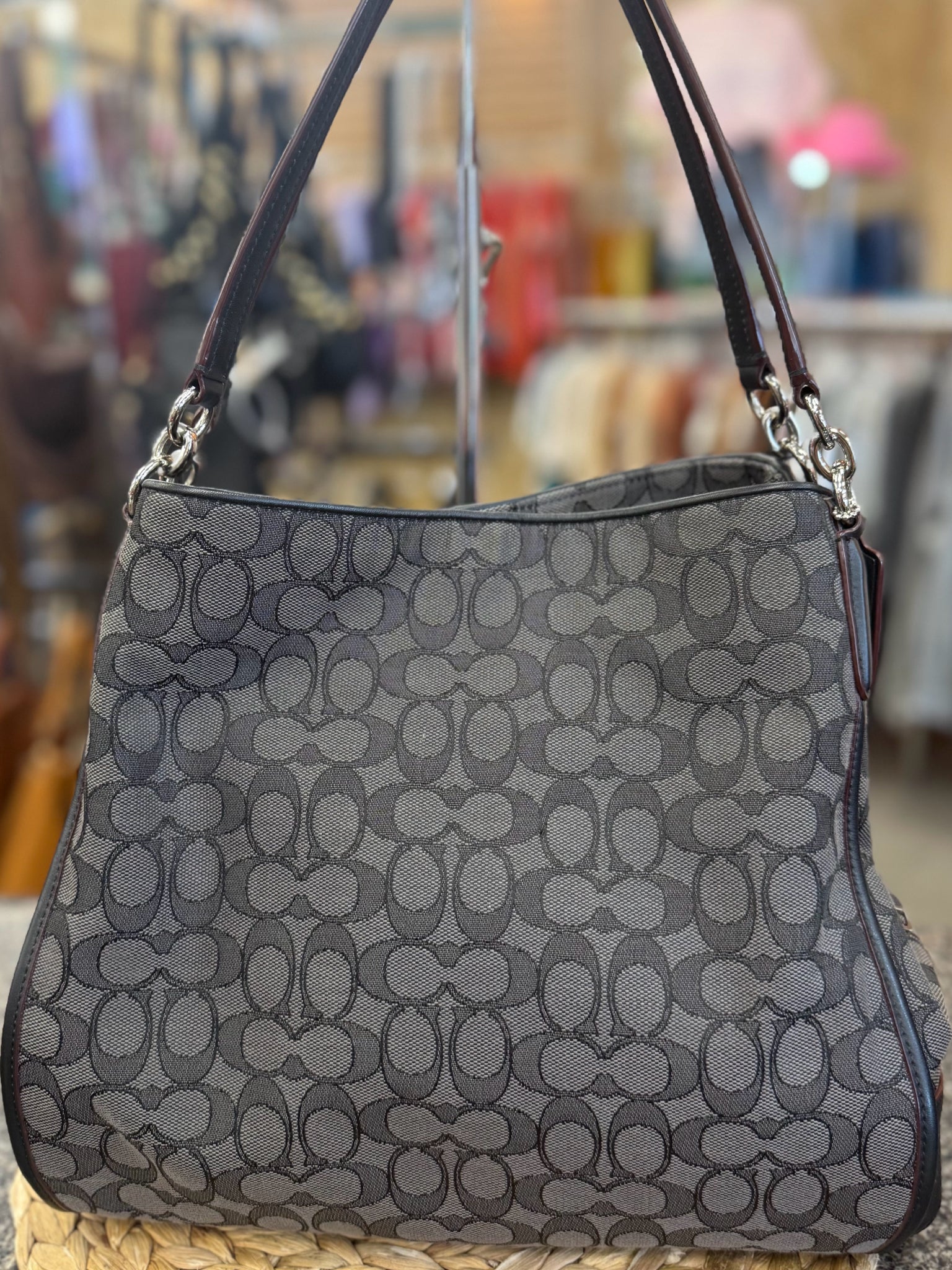 Pre-owned COACH Gray Gray Signature Shoulder Designer Purse