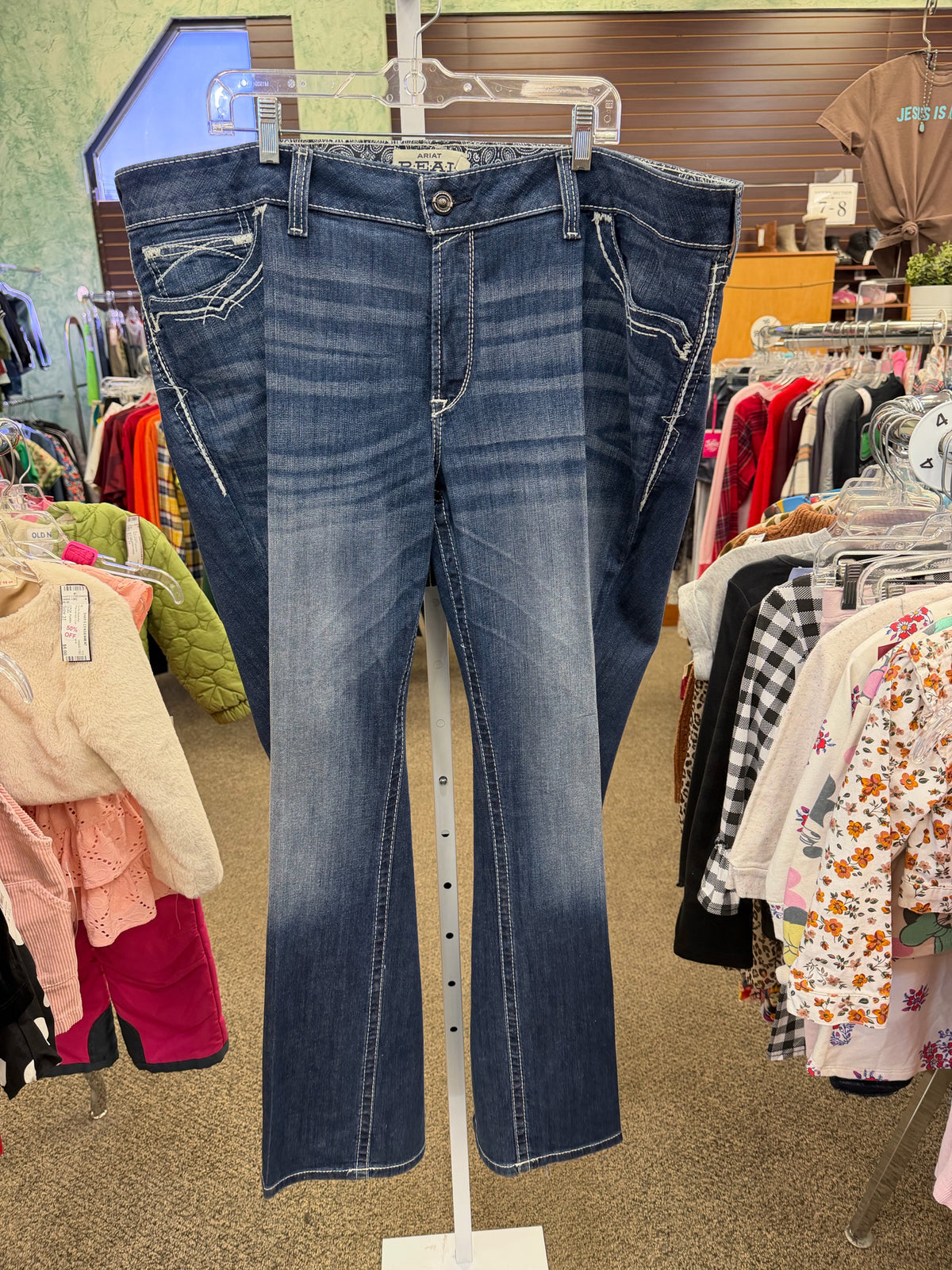 Pre-owned ARIAT Dark Denim Size: 24 Jean