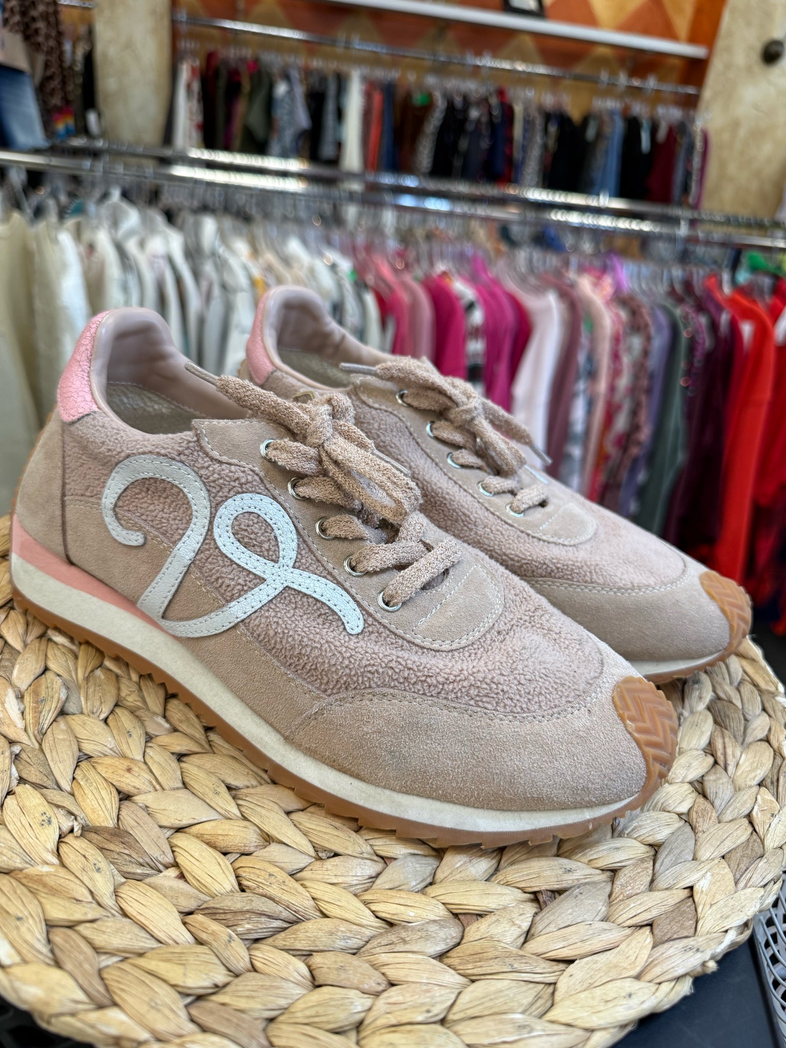 Pre-owned VINTAGE HAVANA Beige Size 8 Sneaker