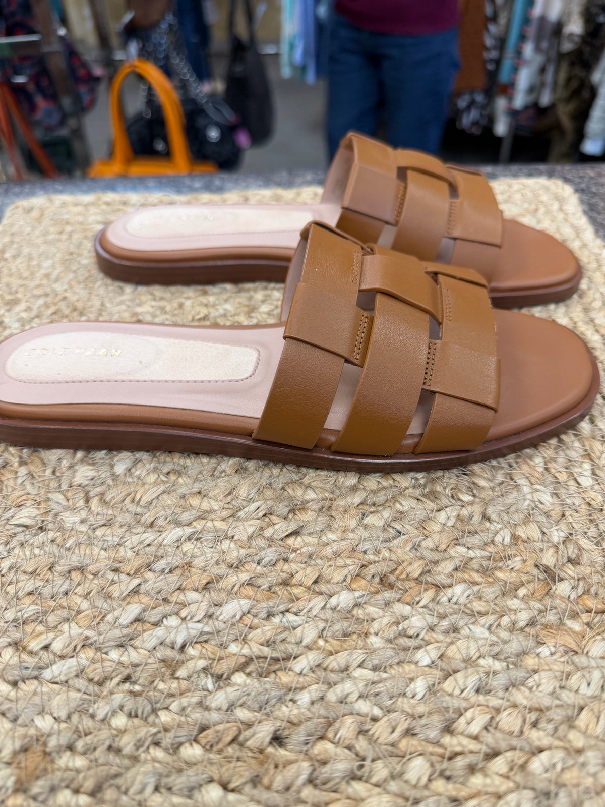 Pre-owned COLE HAAN Brown Size 8.5 Sandal