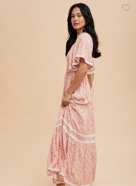 New IN LOOM Pink floral White Trim Size Small Short Sleeve Dress