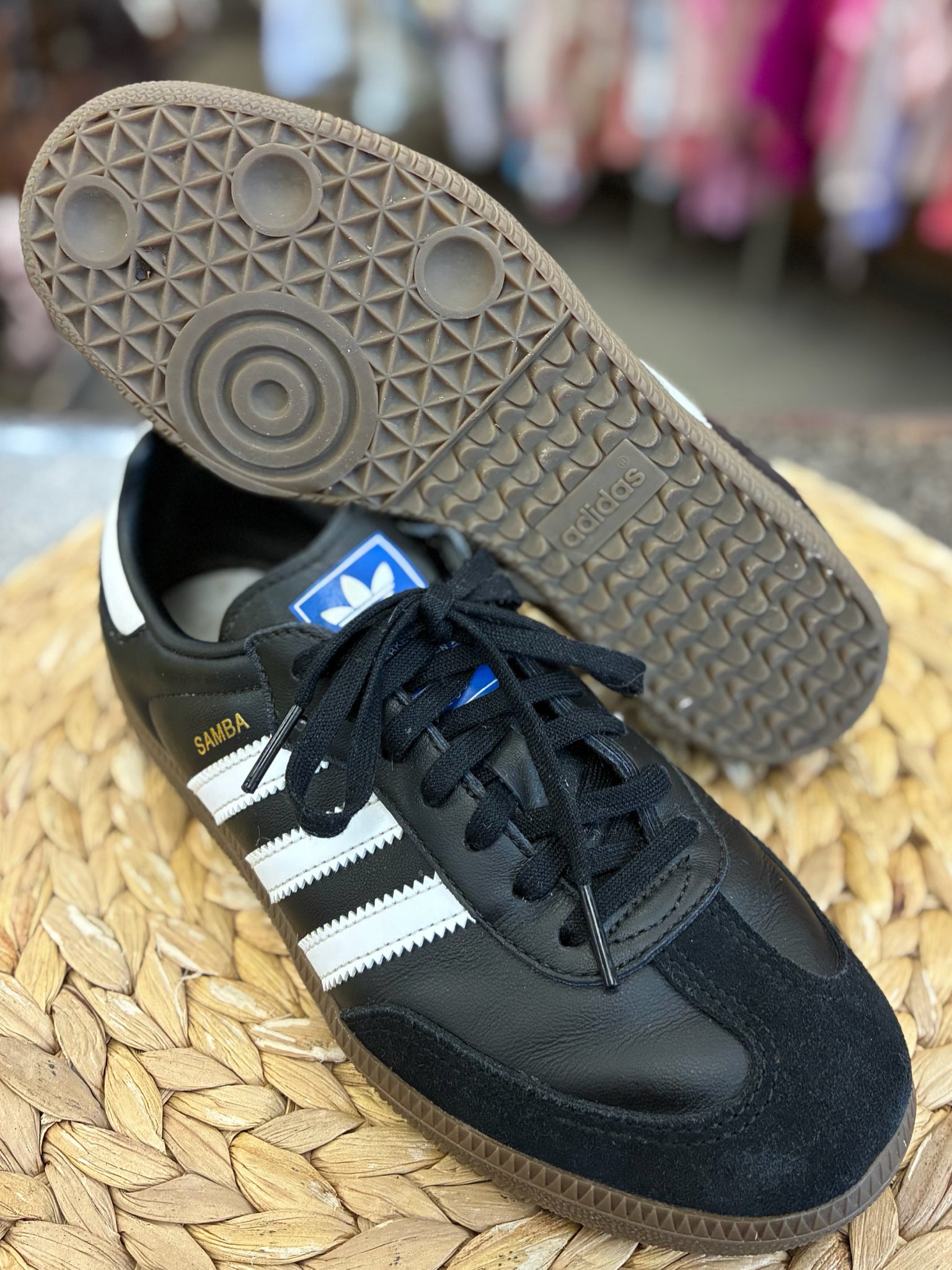 Pre-owned ADIDAS Black White Trim Size 5.5 Designer Sneaker