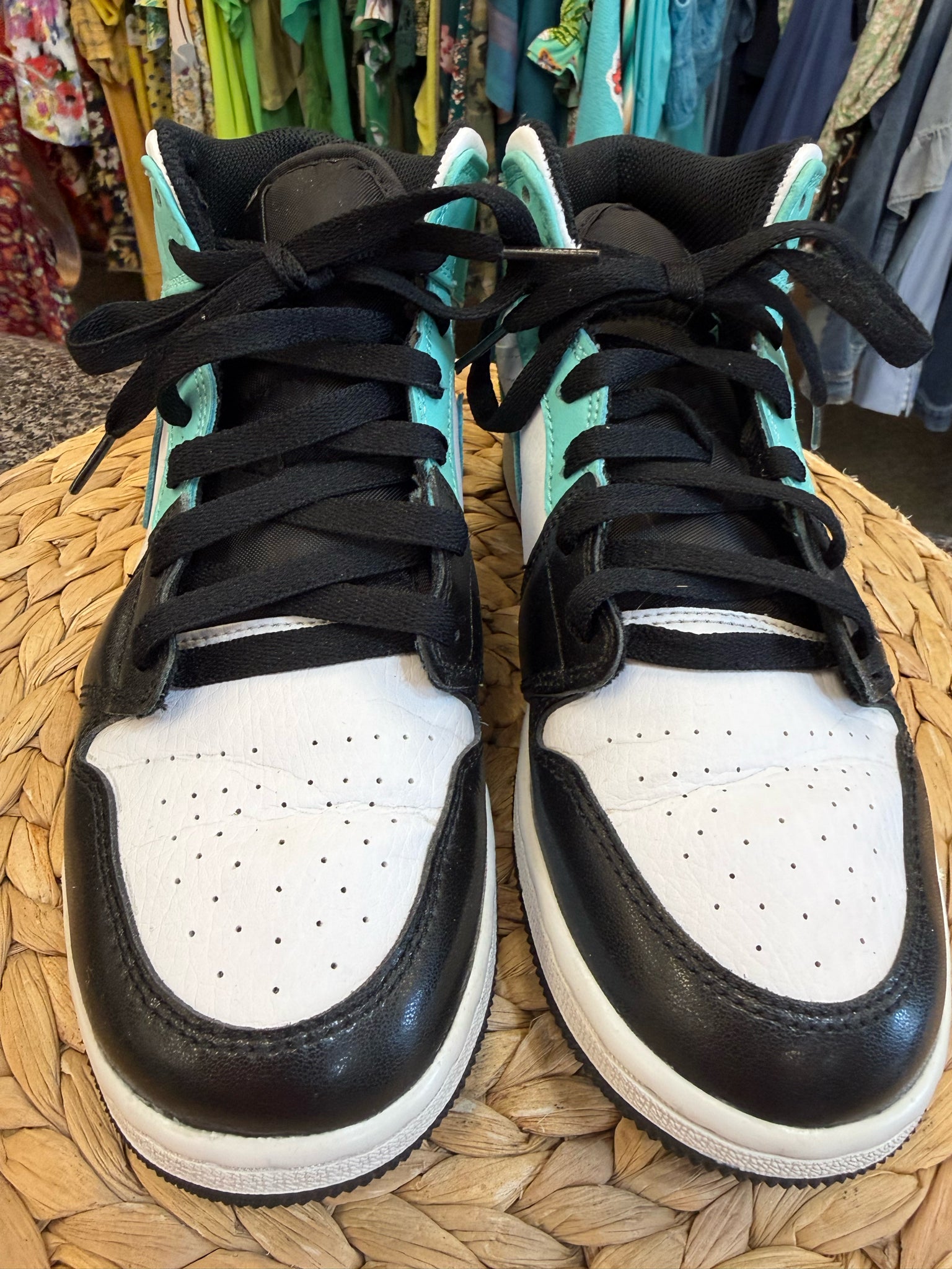 Pre-owned Nike Air Jordan Teal Black Trim Size 5.5 Designer Sneaker