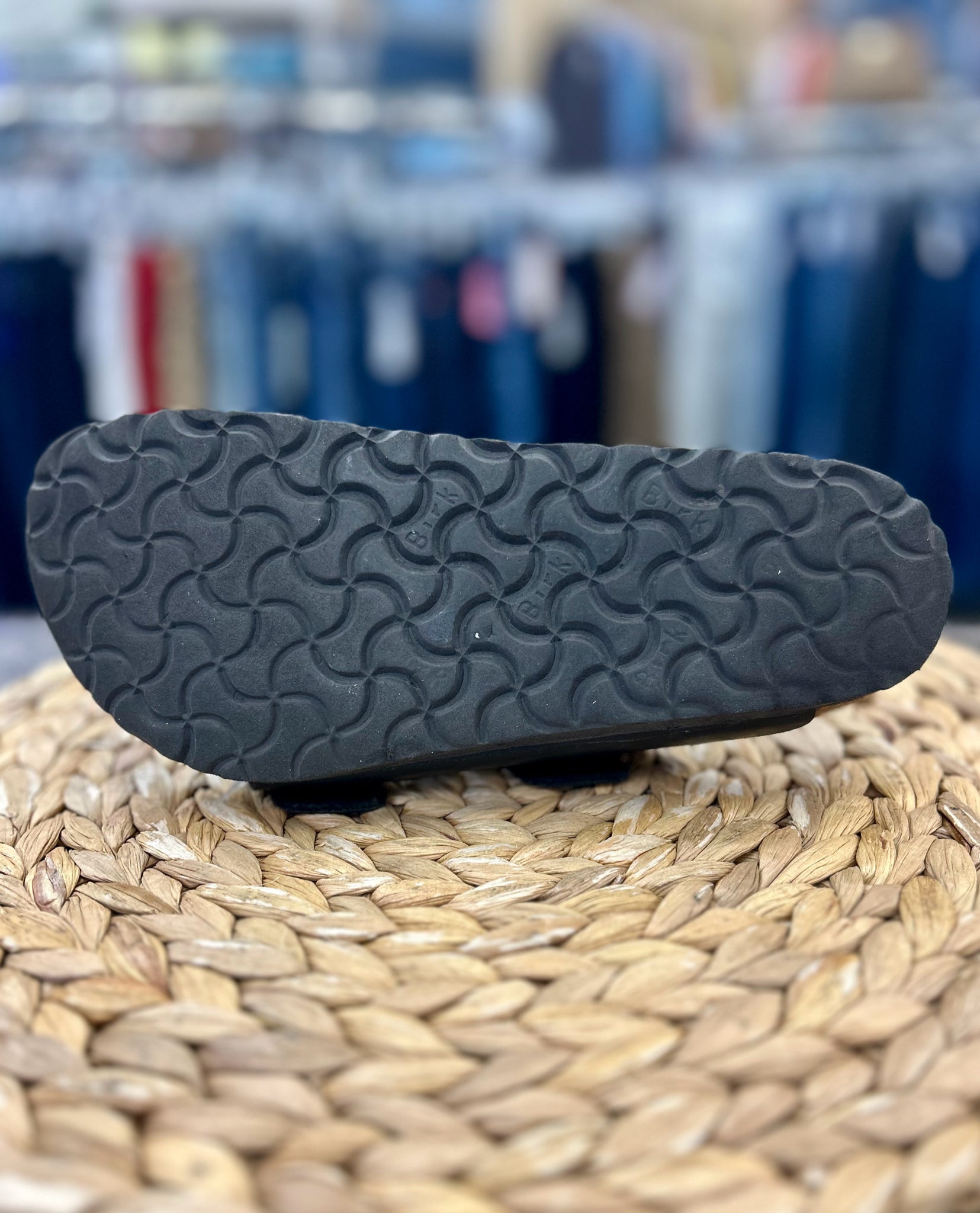 Pre-owned BIRKENSTOCK Black Size 8 Designer Sandal