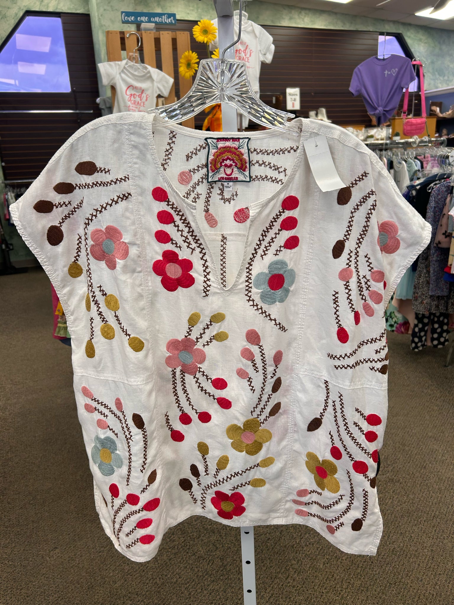 Pre-owned JOHNNY WAS White Pink Floral Size: M Short Sleeve Blouse